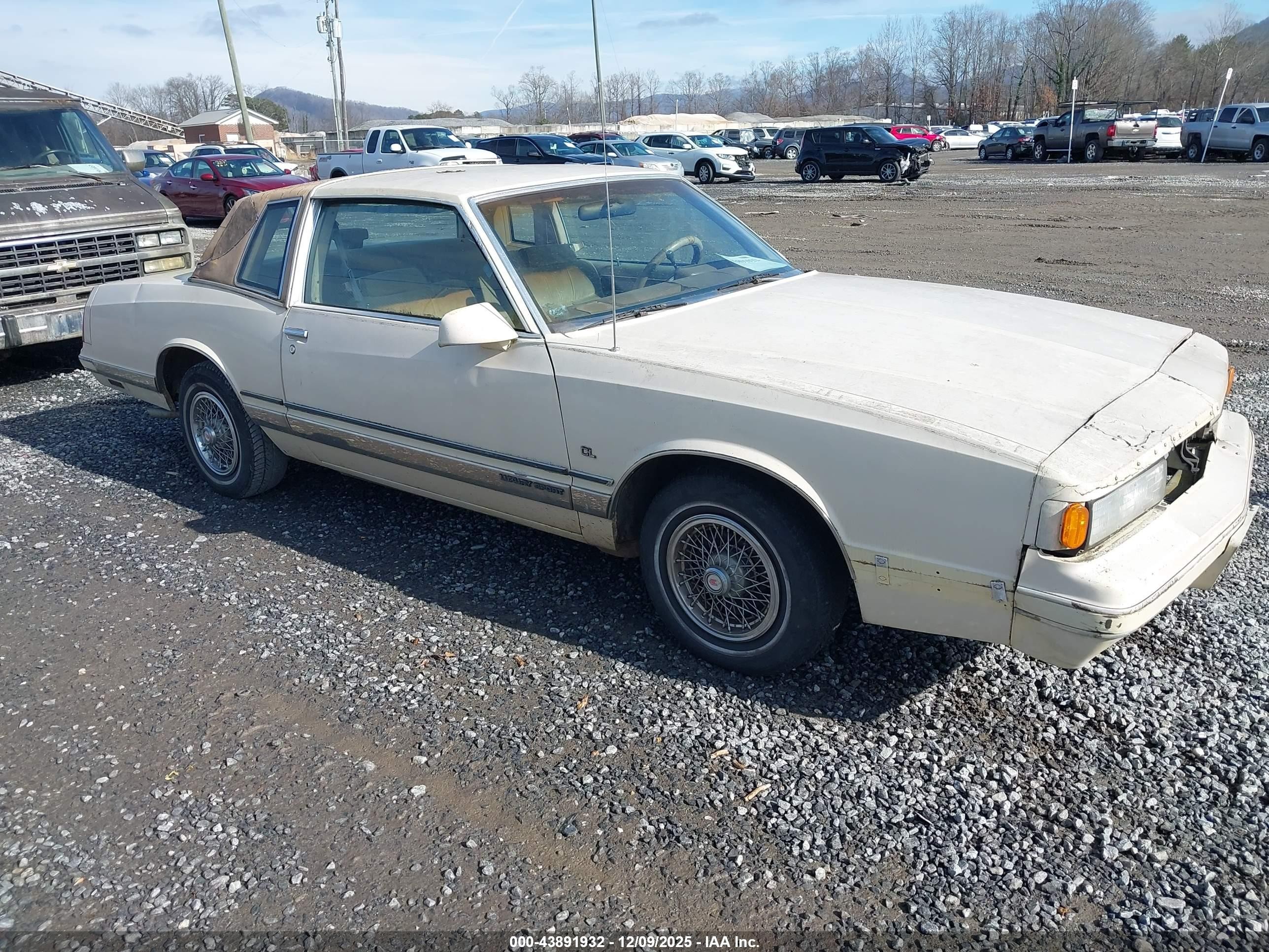 1986 Chevrolet Monte Carlo, VIN 1G1GZ3780GR200036 — Front end