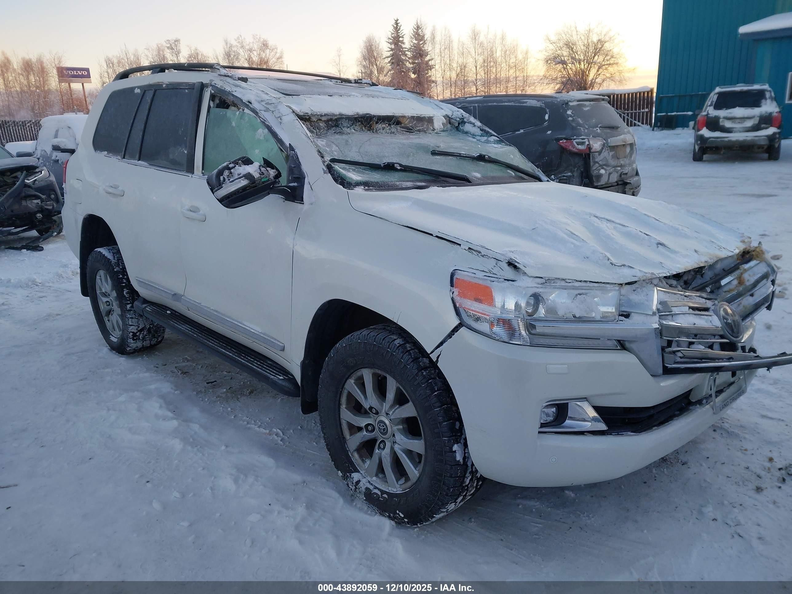 2019 Toyota Land Cruiser, VIN JTMCY7AJ8K4083131 — Rollover