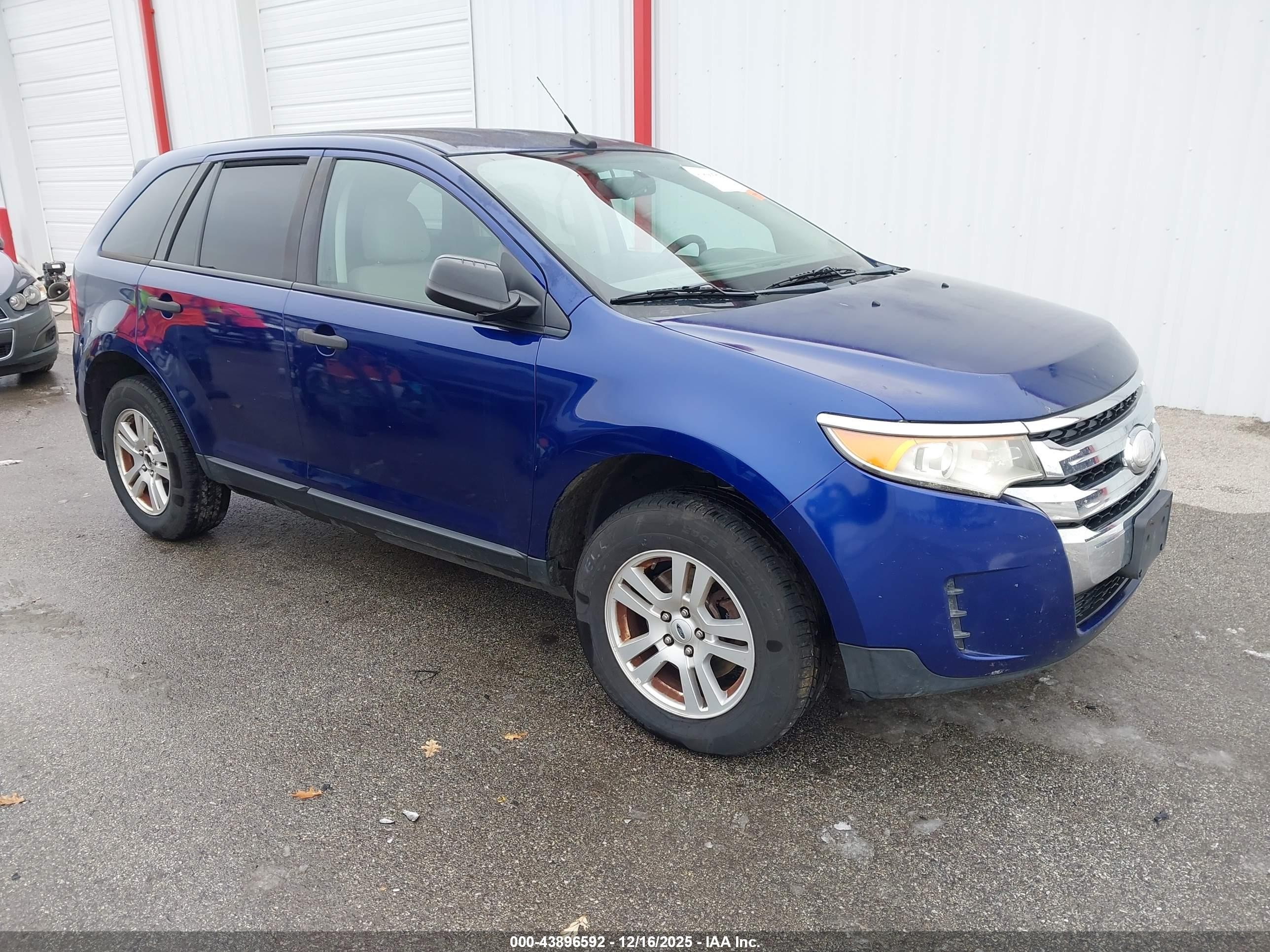 2013 Ford Edge SE, VIN 2FMDK3GC1DBA02840 — Front end