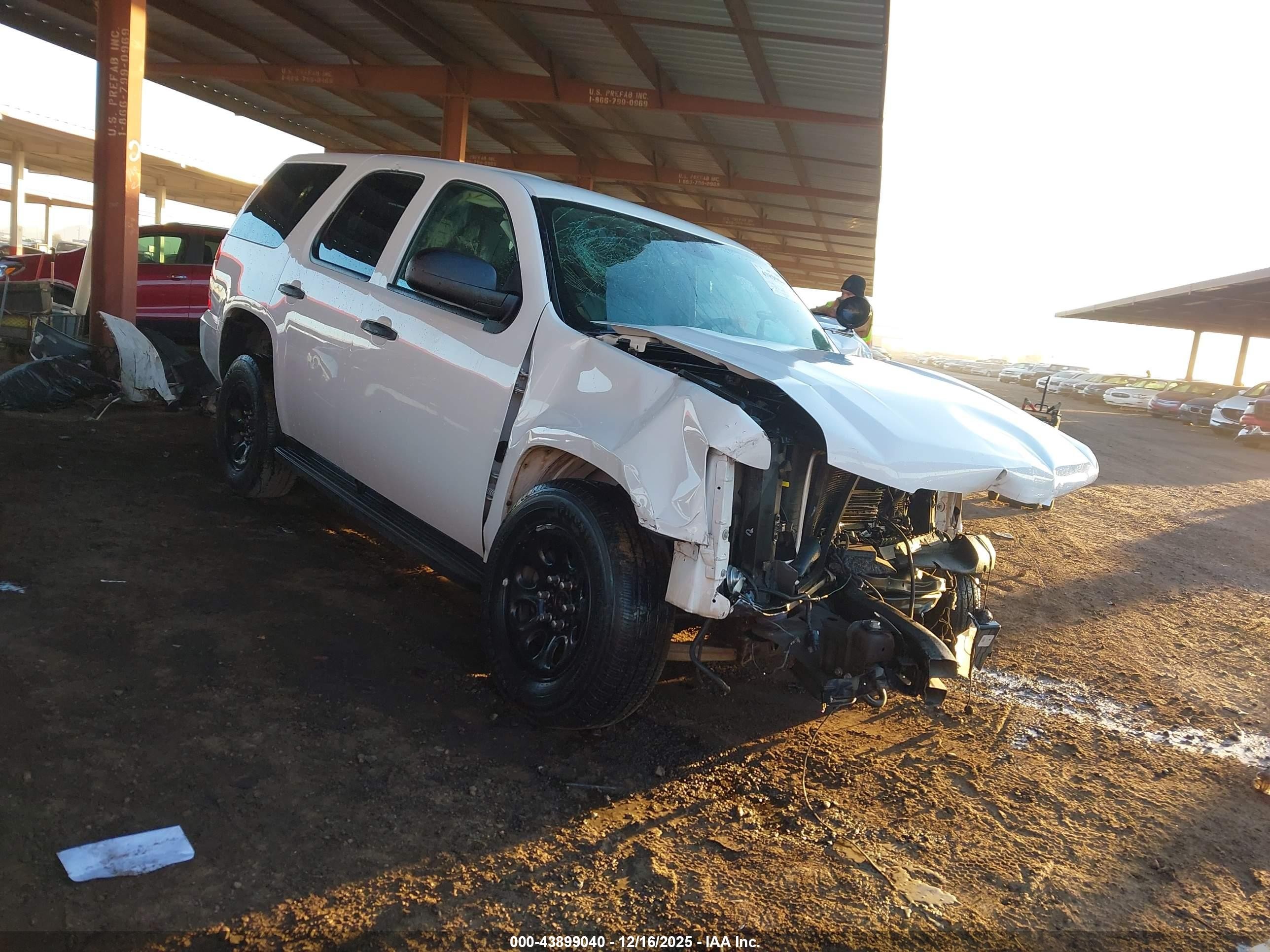 2012 Chevrolet Tahoe Commercial, VIN 1GNLC2E0XCR265802 — Front end