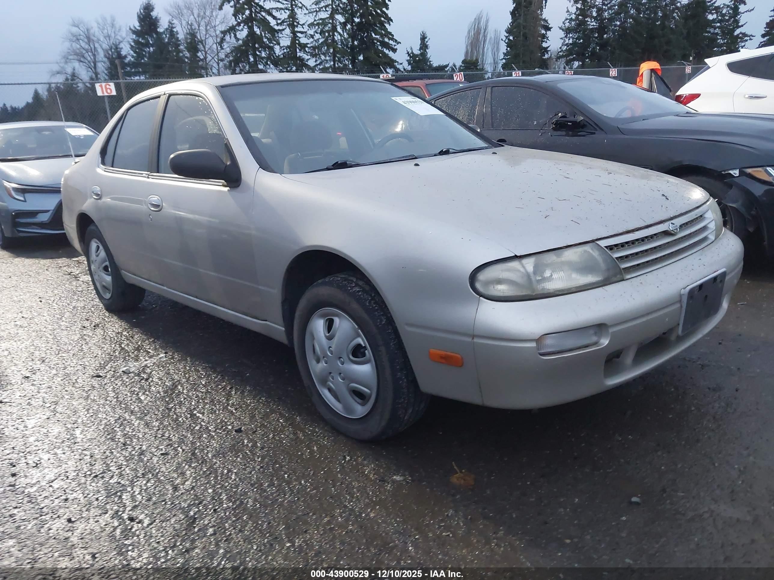 1997 Nissan Altima XE, VIN 1N4BU31D0VC207323 — All over