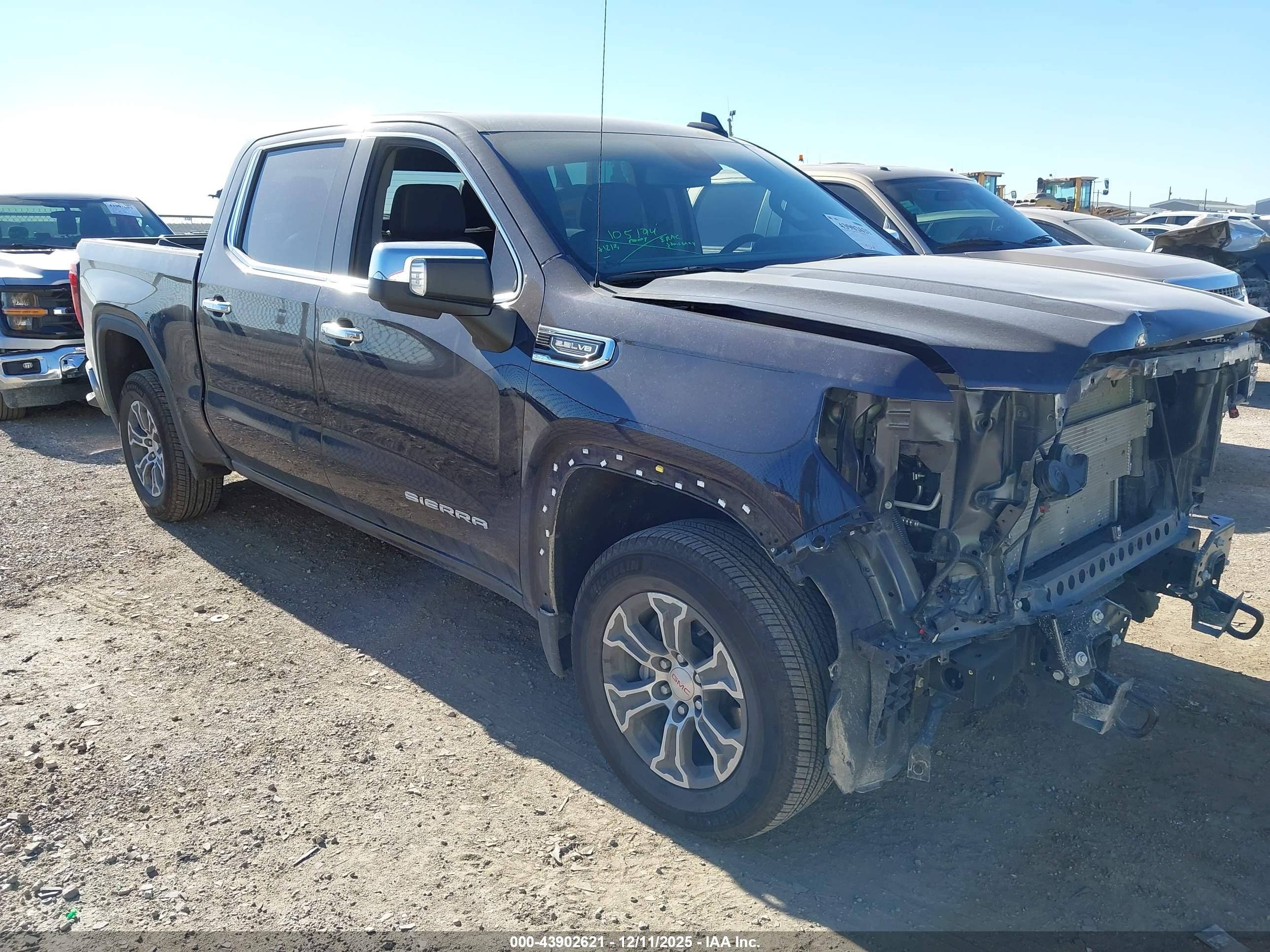 2025 GMC Sierra 1500 SLT, VIN 3GTPHDED7SG342330 — Front end