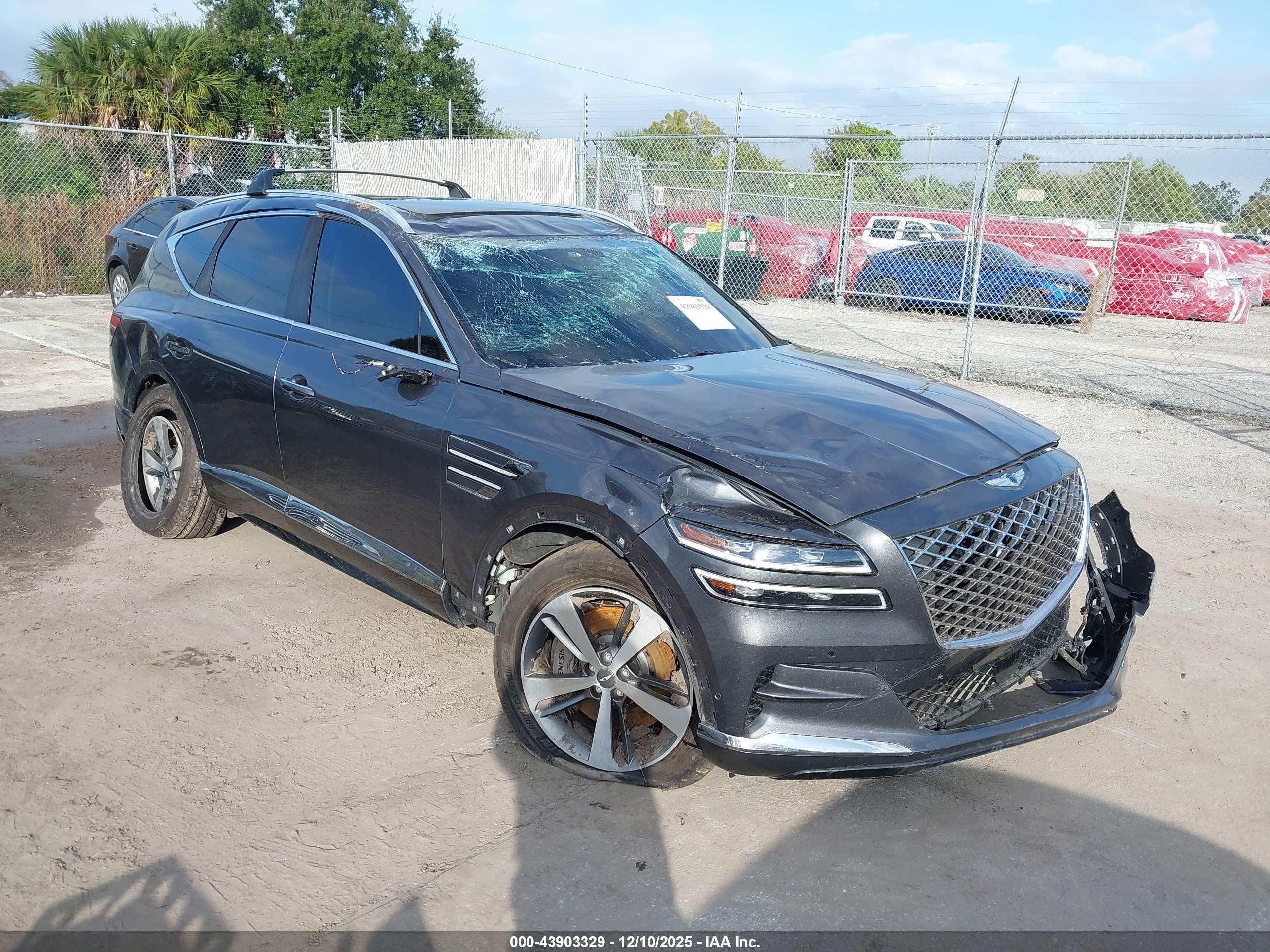 2022 Genesis GV80 Prestige Signature, VIN KMUHCESC6NU081355 — Rollover