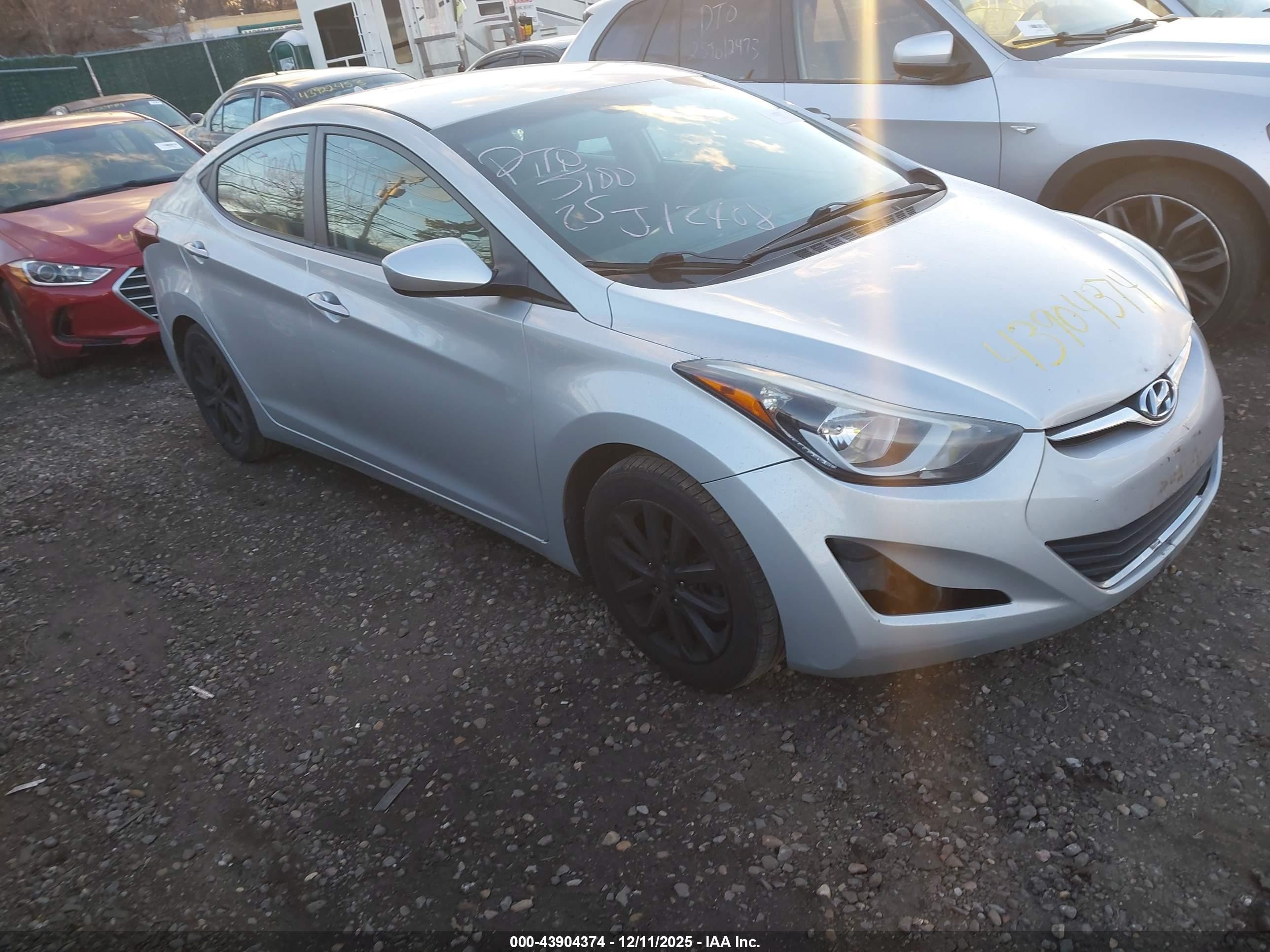 2015 Hyundai Elantra SE, VIN 5NPDH4AEXFH549244 — Not stated