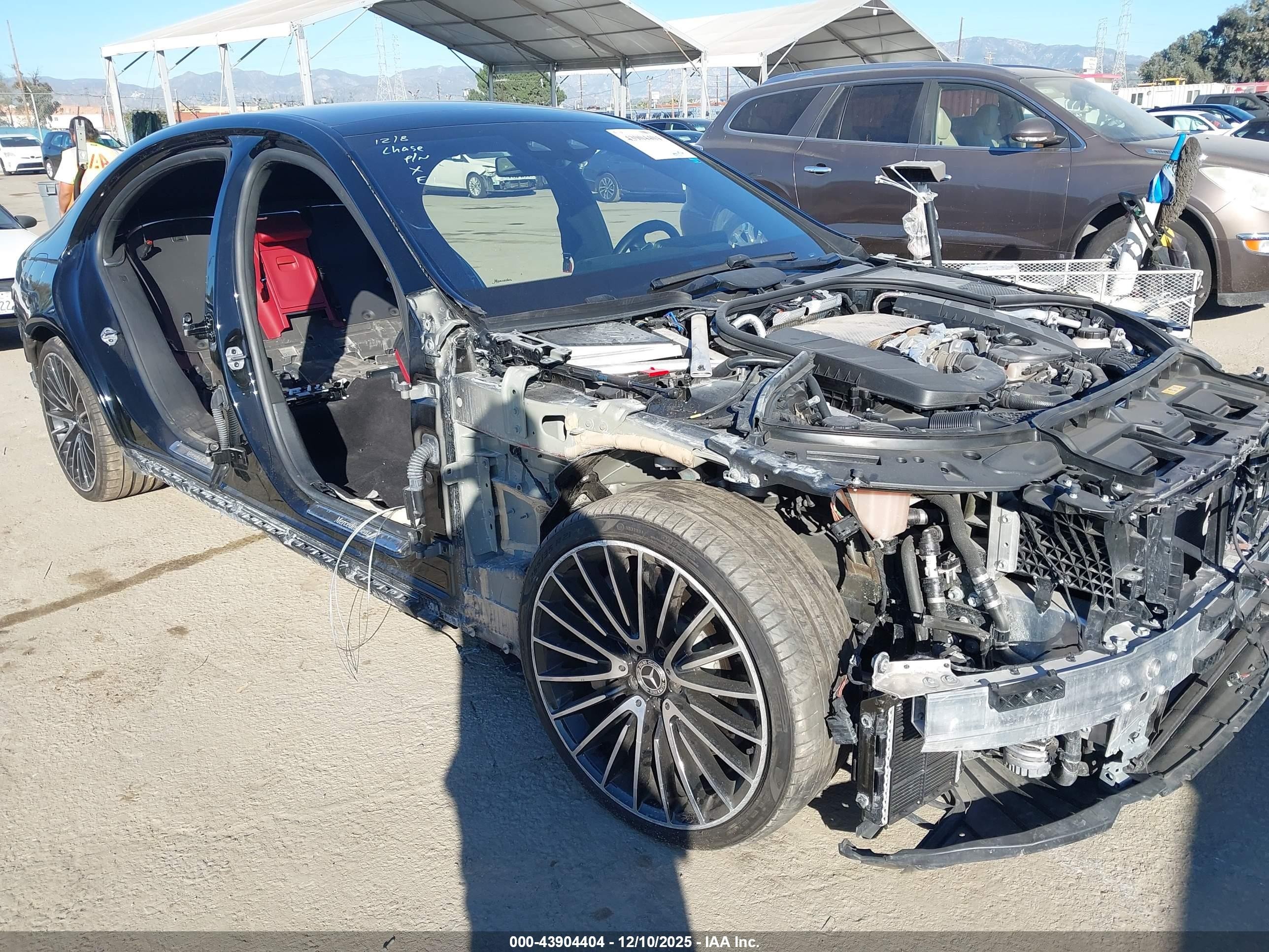 2022 Mercedes-Benz S 580, VIN W1K6G7GB8NA075767 — Auction photo