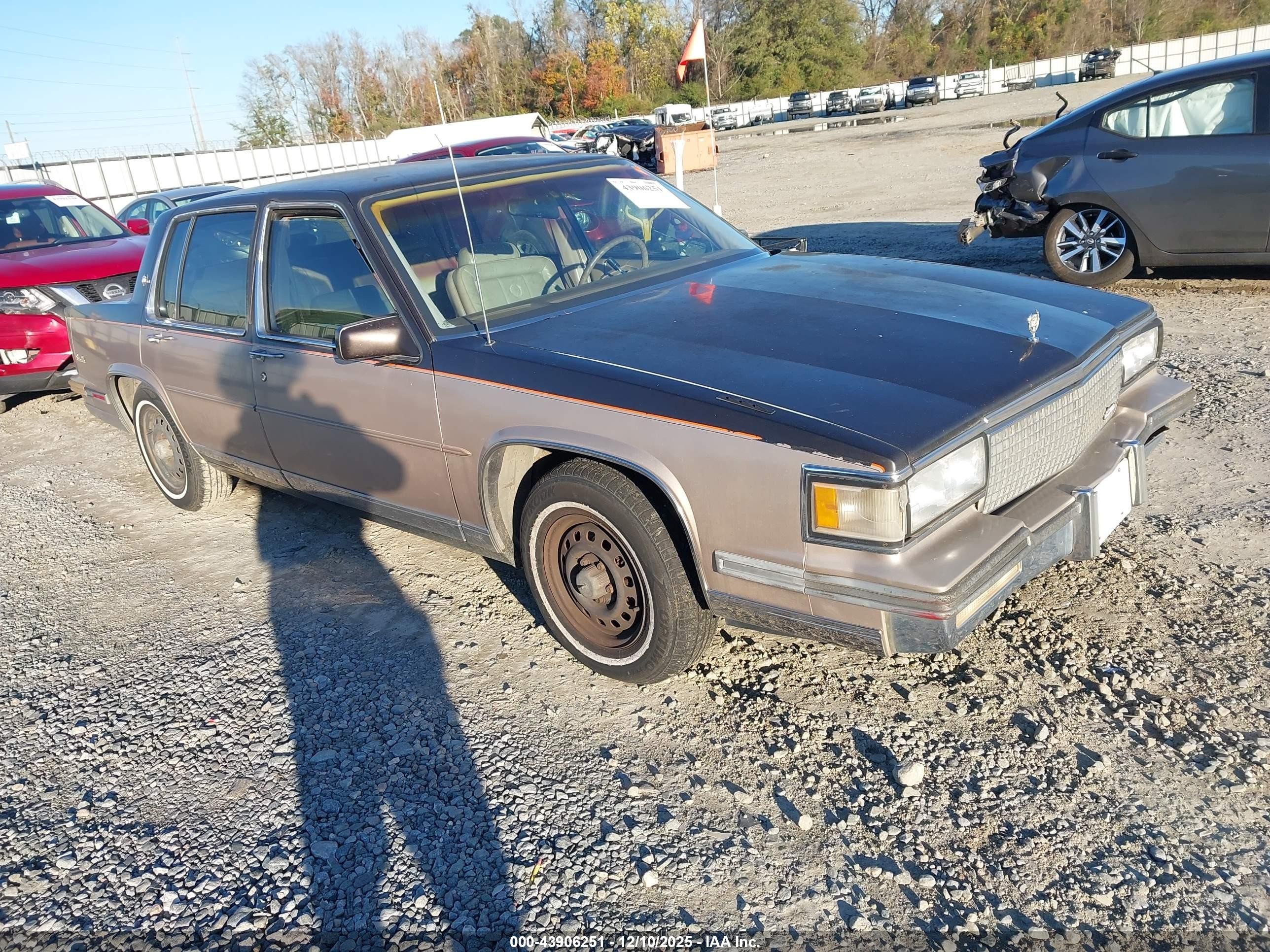 1988 Cadillac DeVille, VIN 1G6CD5156J4241664 — Rear end