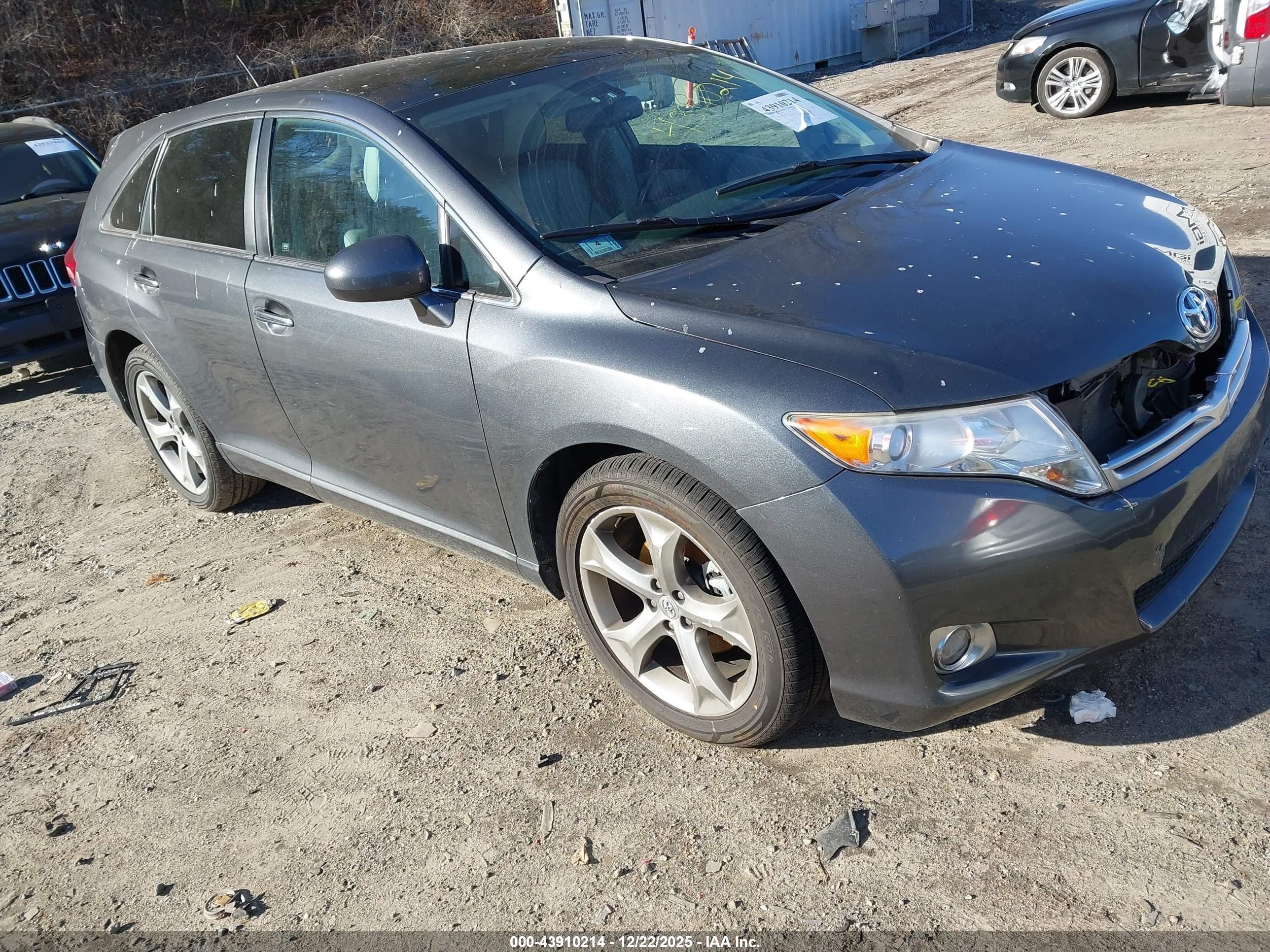 2012 Toyota Venza Limited, VIN 4T3BK3BB5CU072928 — Rear end