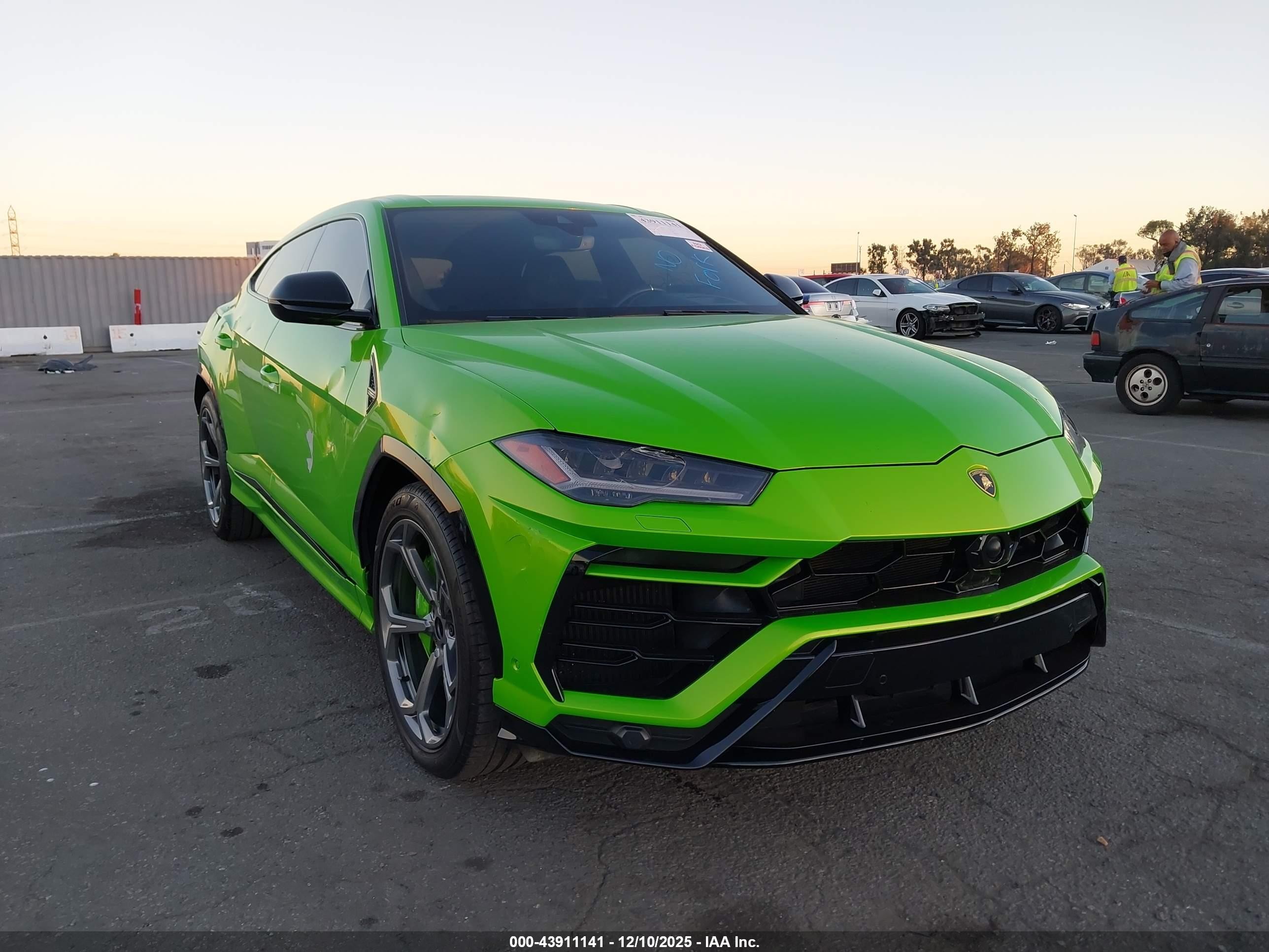 2019 Lamborghini Urus, VIN ZPBUA1ZL2KLA04966 — All over