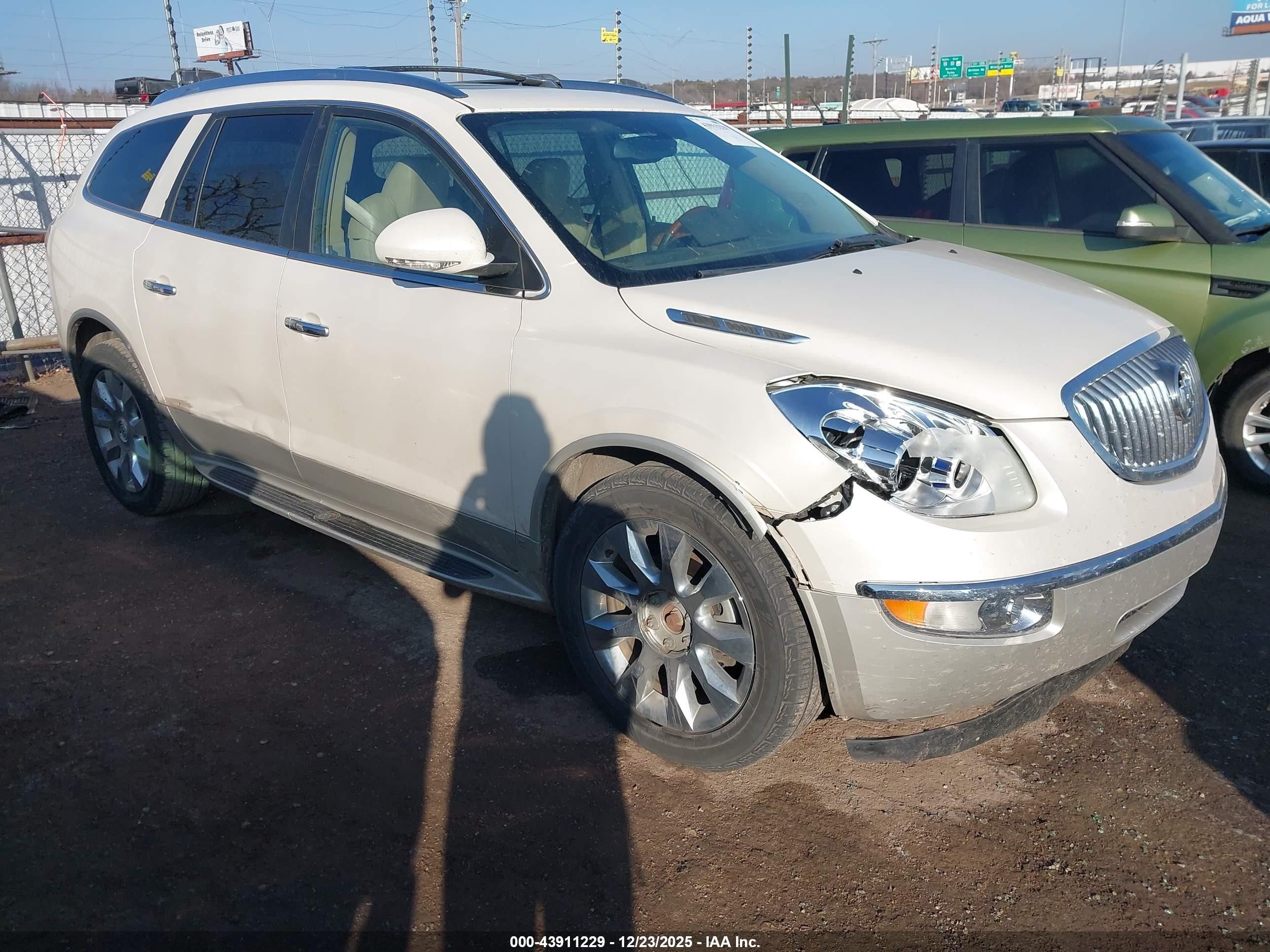 2010 Buick Enclave CXL, VIN 5GALRCED3AJ197016 — Auction photo