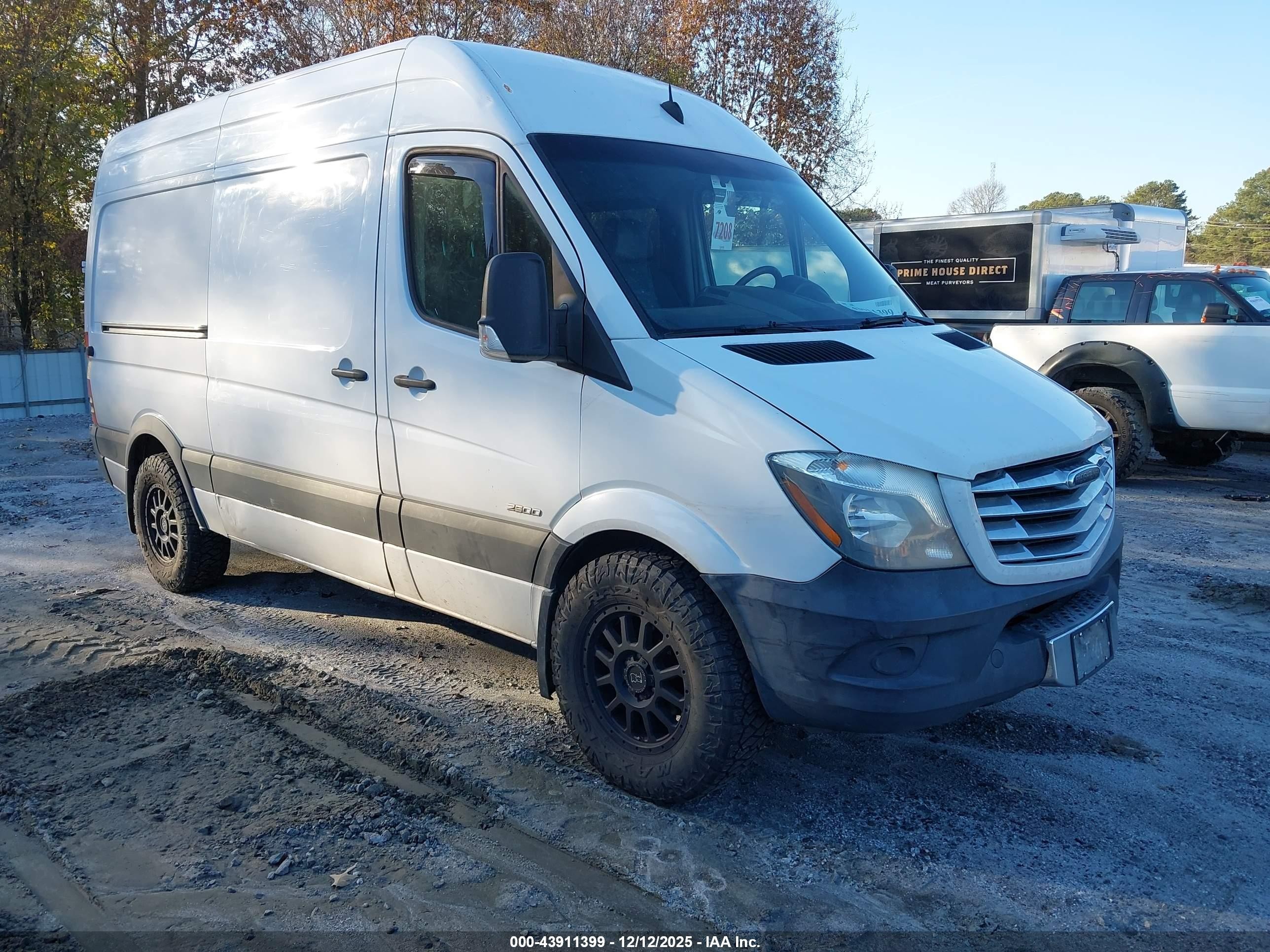 2016 Freightliner Sprinter, VIN WDYPE7DD4GP327562 — Normal wear
