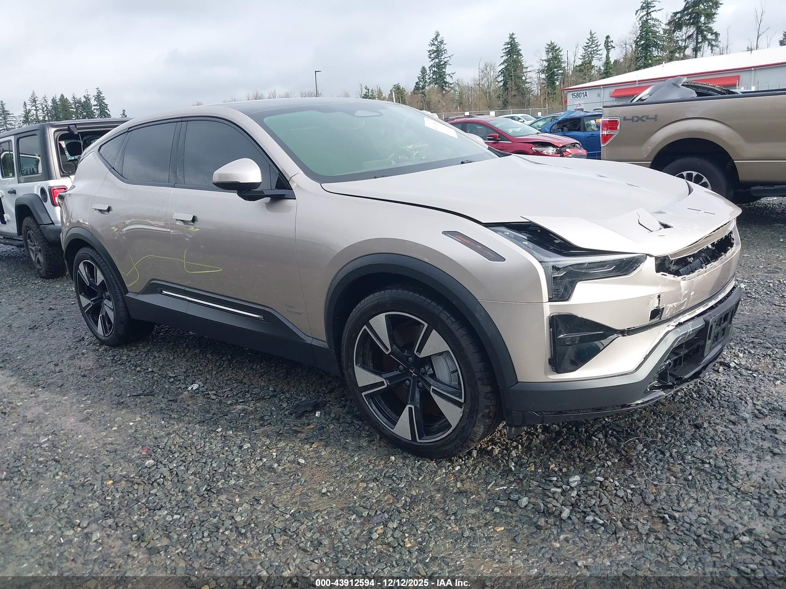 2025 Polestar 3, VIN 7SYEA3YB8SG026973 — Front end