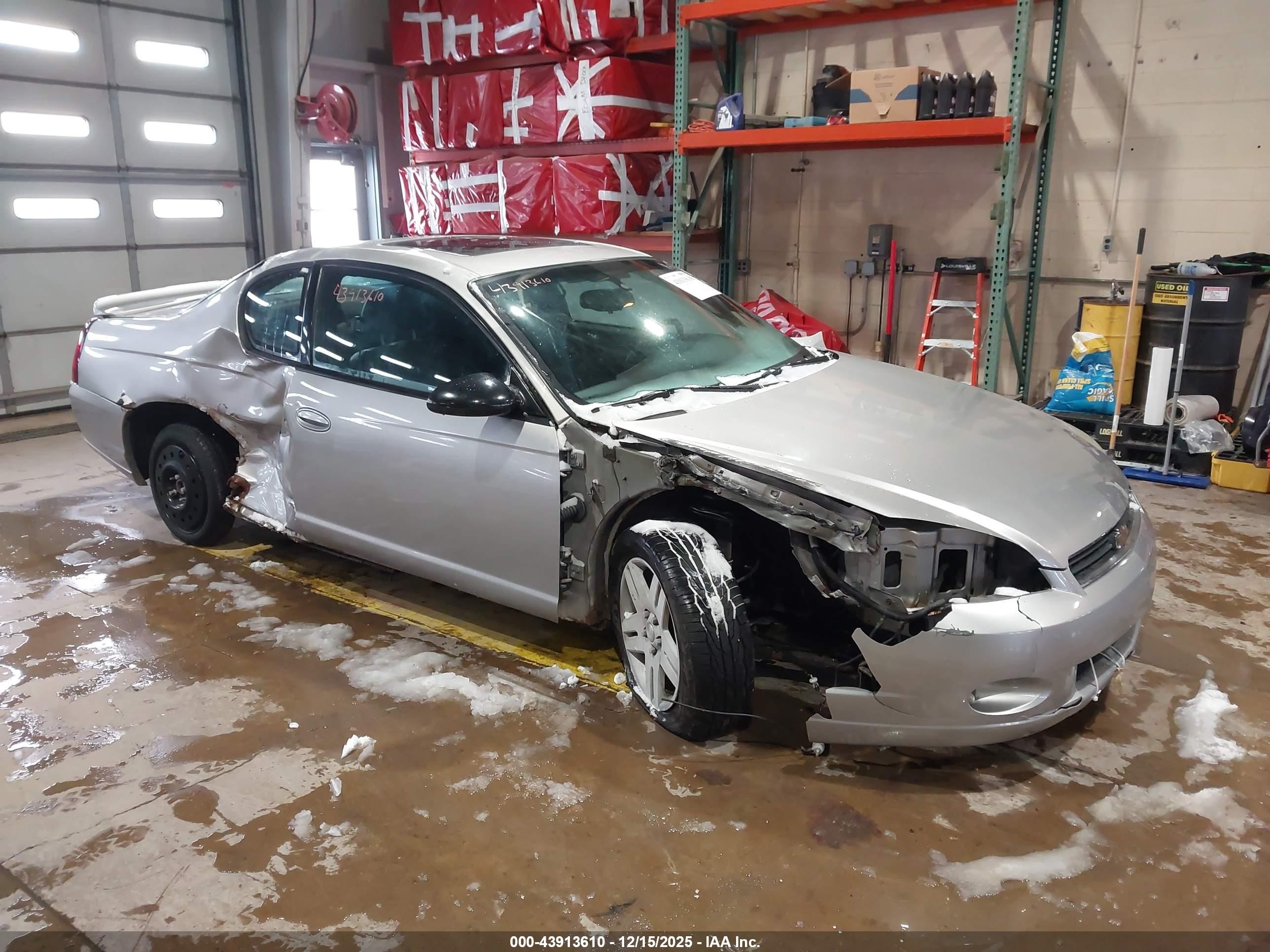 2006 Chevrolet Monte Carlo LT 3.9L, VIN 2G1WK151069228700 — Side