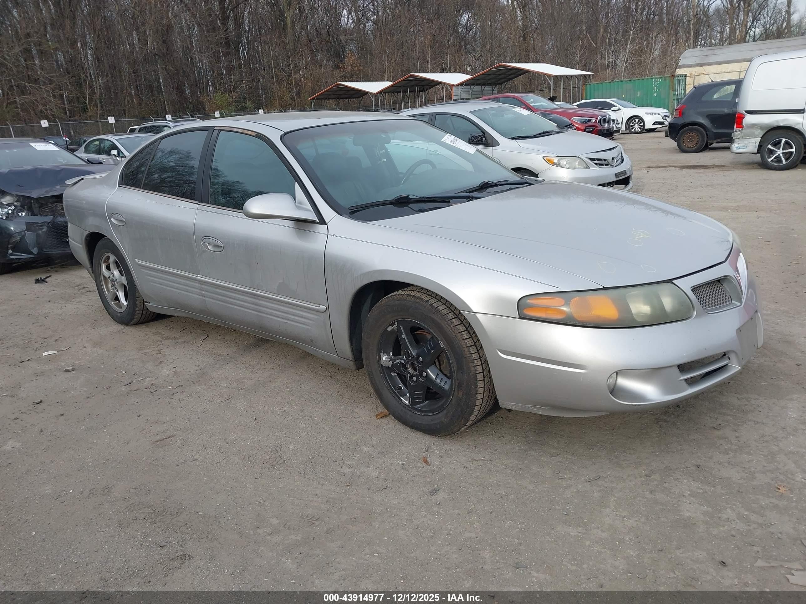 2005 Pontiac Bonneville SE, VIN 1G2HX54K05U170516 — Side