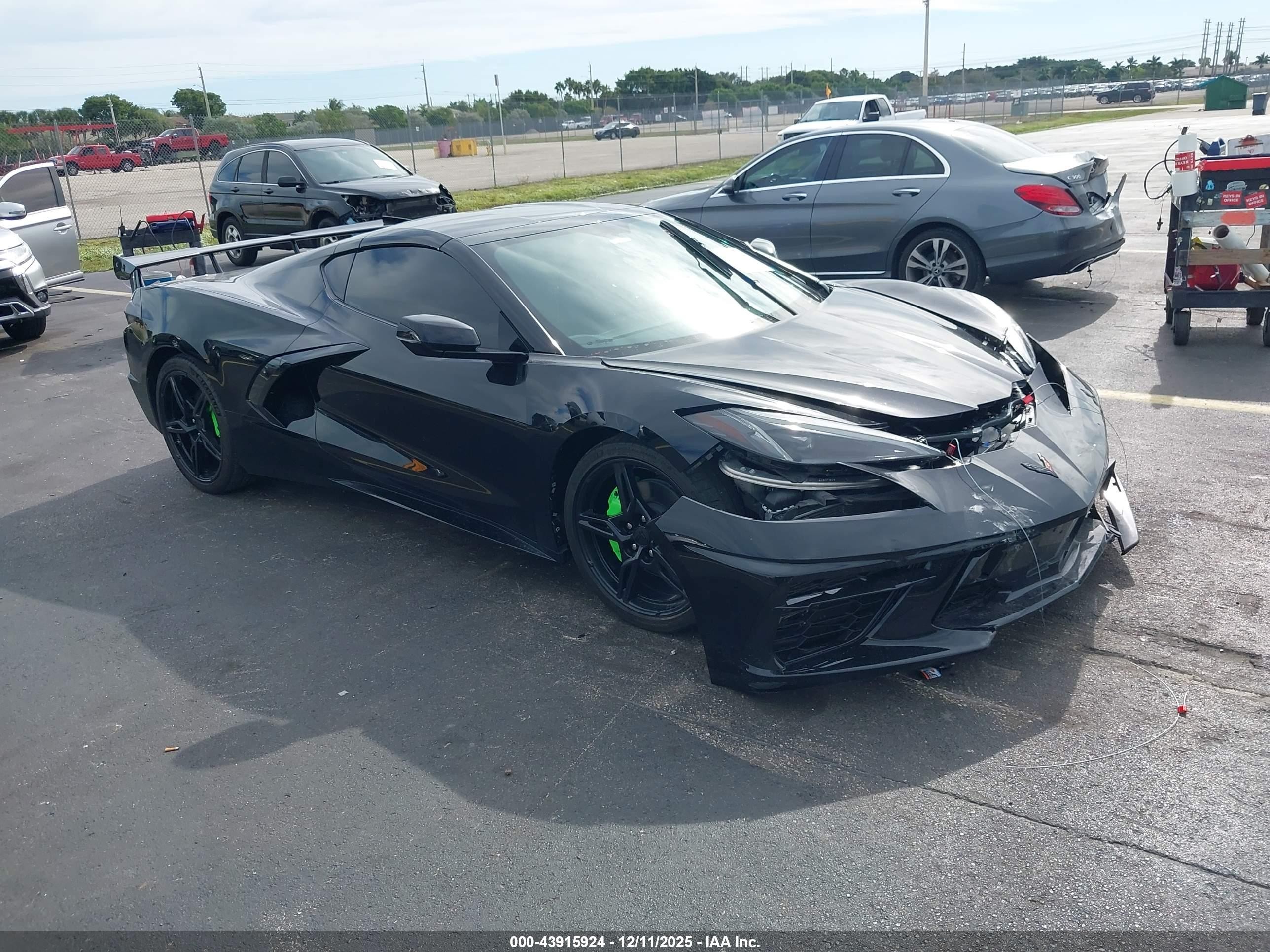 2022 Chevrolet Corvette 1LT, VIN 1G1YA2D48N5110502 — Front end