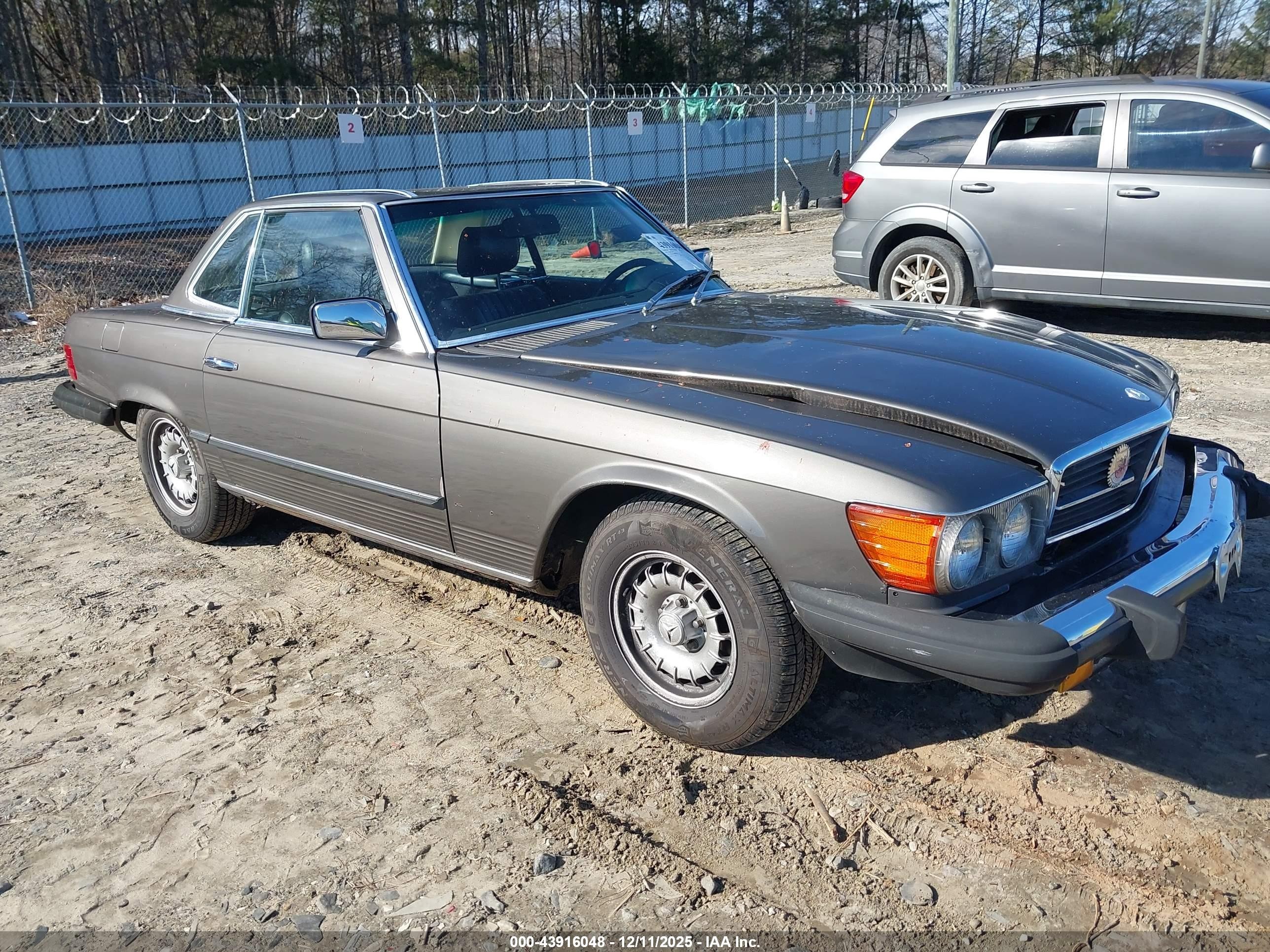 1981 Mercedes-Benz 380 SL, VIN WDBBA45A6BB002193 — Front end