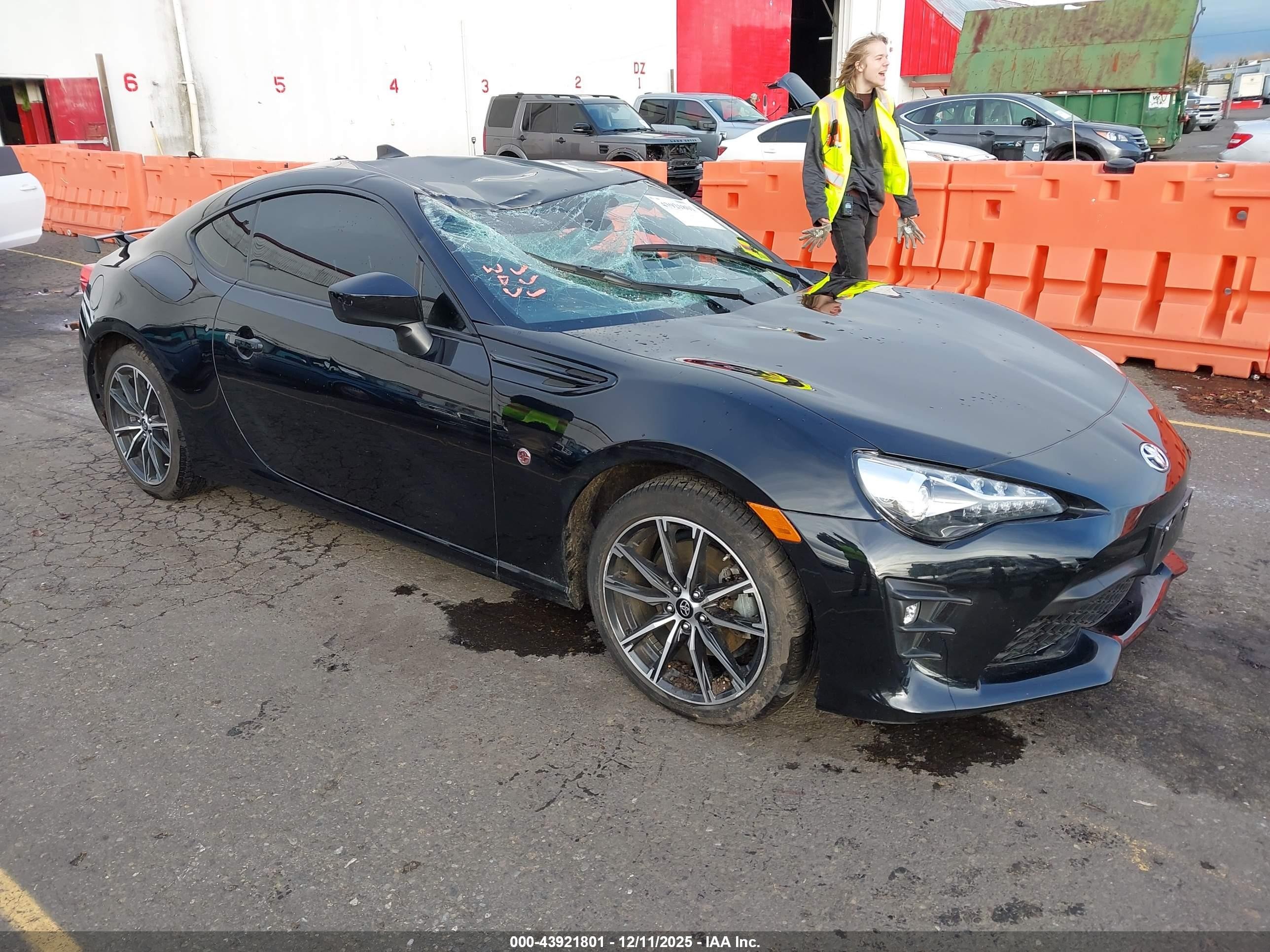2018 Toyota 86 GT, VIN JF1ZNAE10J8701307 — Rollover