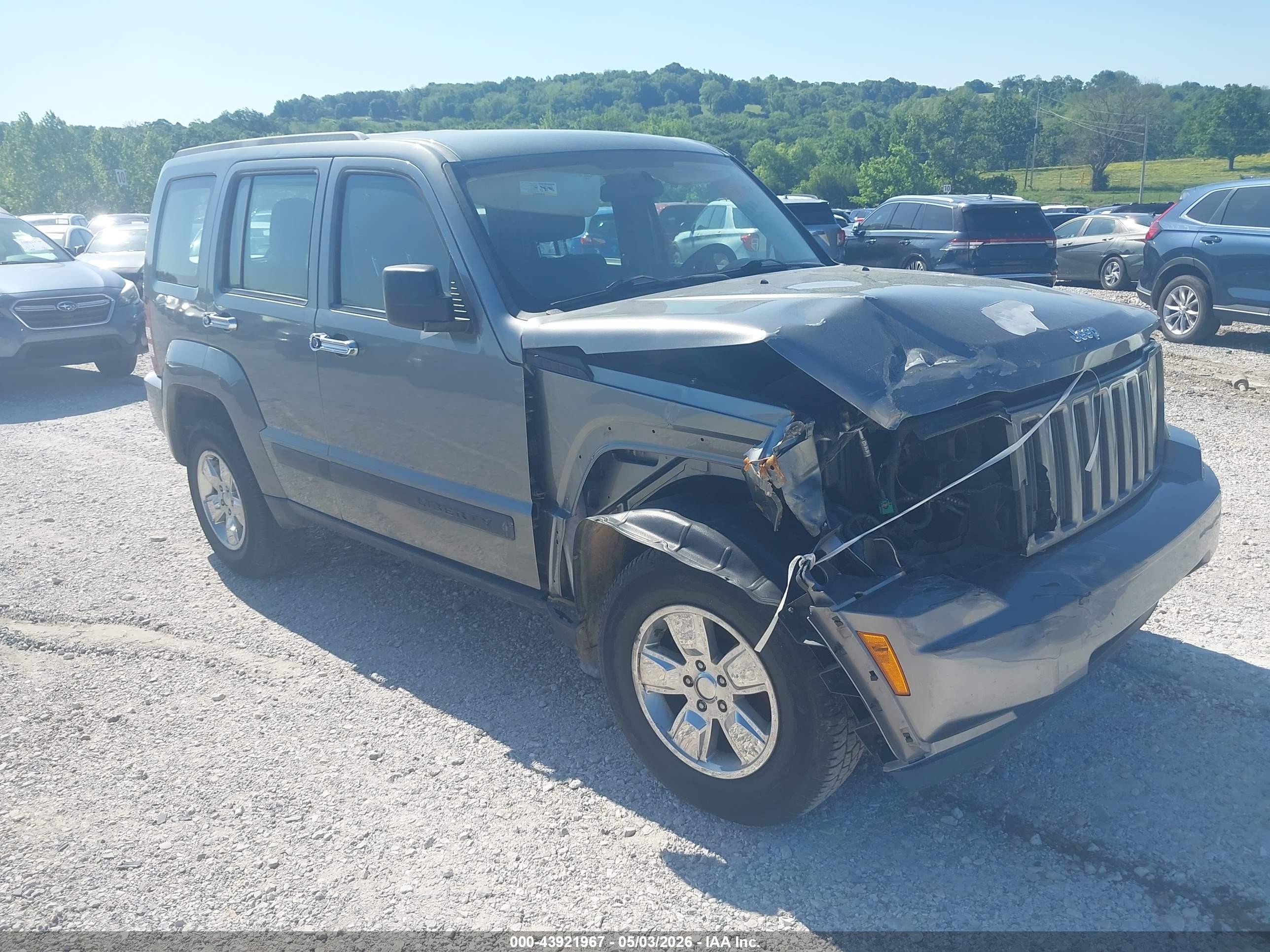 2012 Jeep Liberty Sport, VIN 1C4PJMAK7CW110323 — Перед