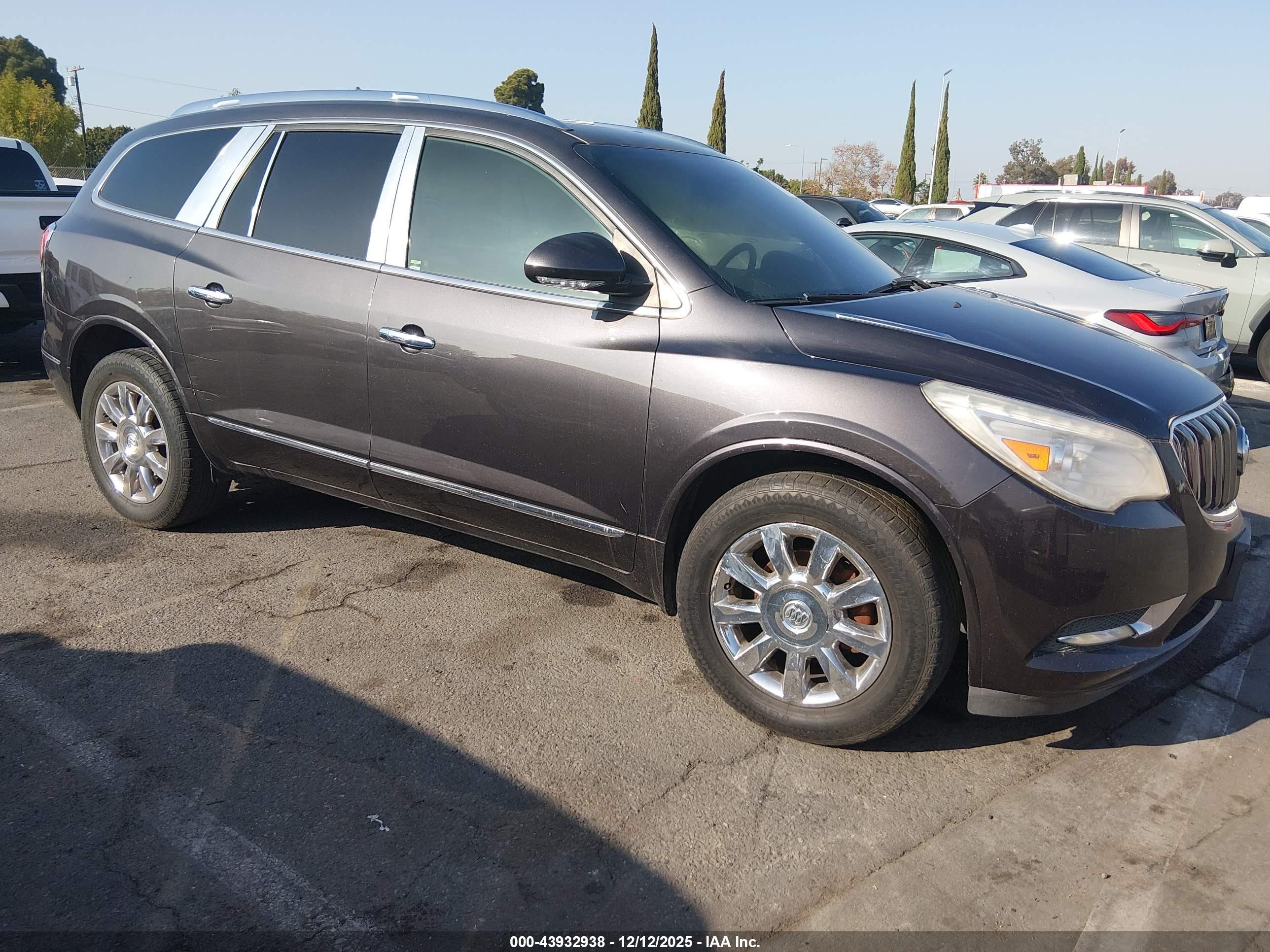 2014 Buick Enclave Leather, VIN 5GAKRBKDXEJ196624 — Interior fire