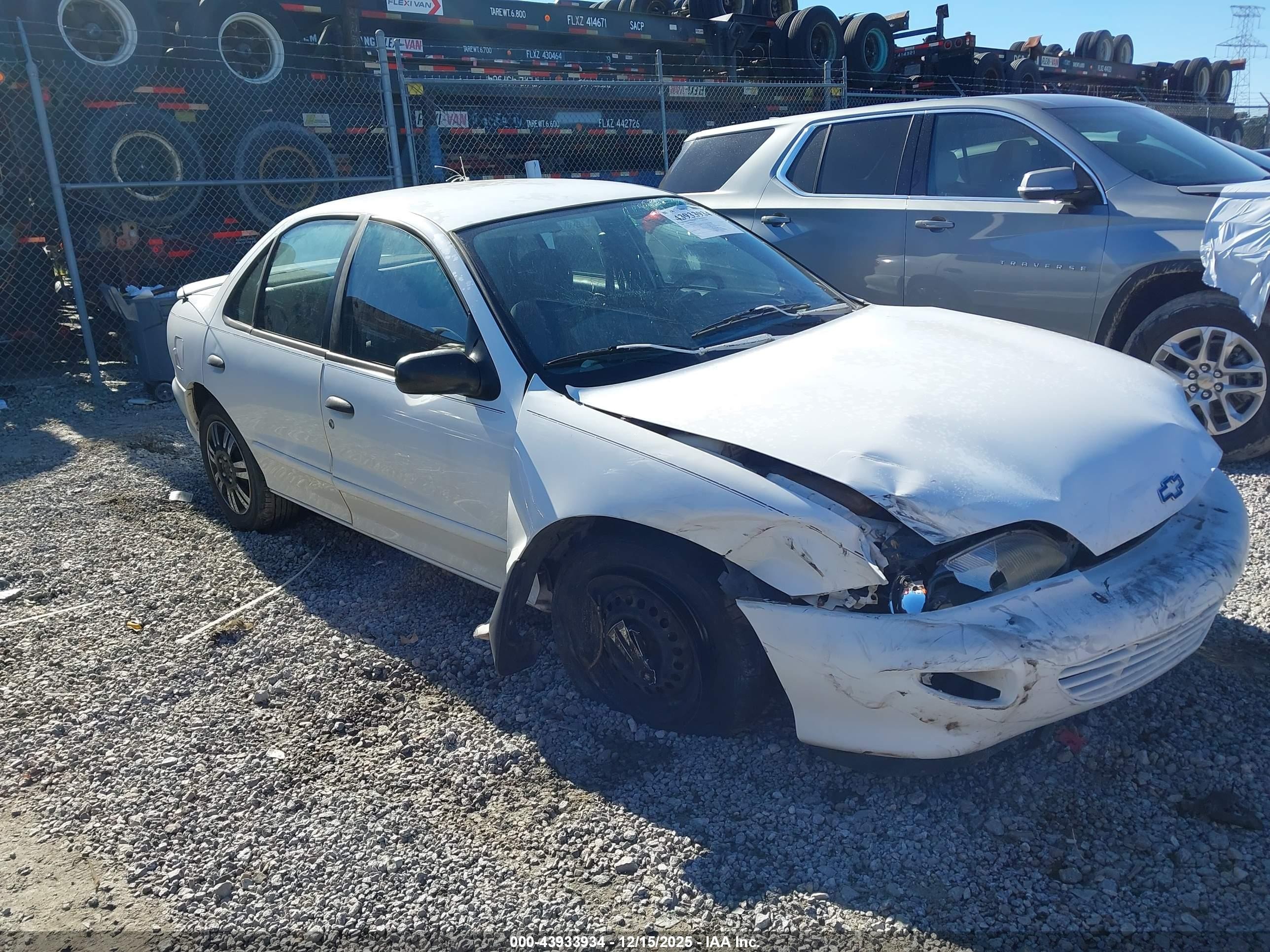 1999 Chevrolet Cavalier LS, VIN 1G1JF5240X7239140 — Front end