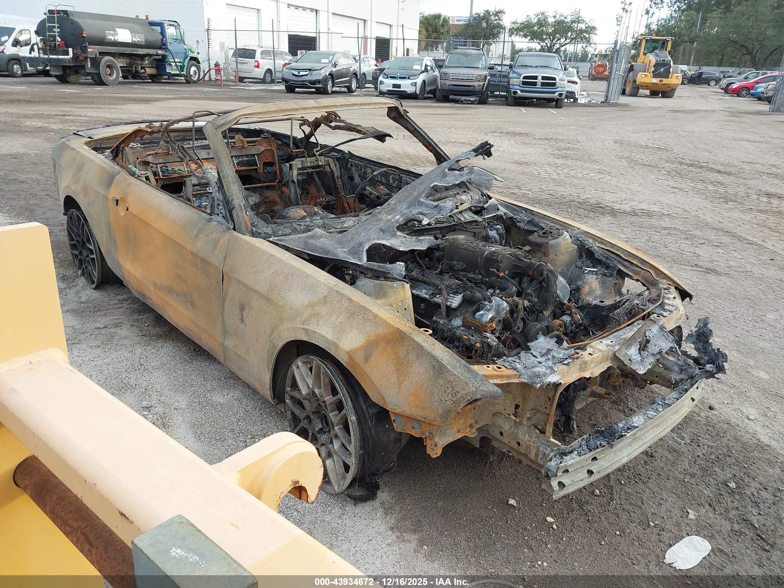 2013 Ford Mustang Shelby GT500, VIN 1ZVBP8KZ1D5264400 — Burn