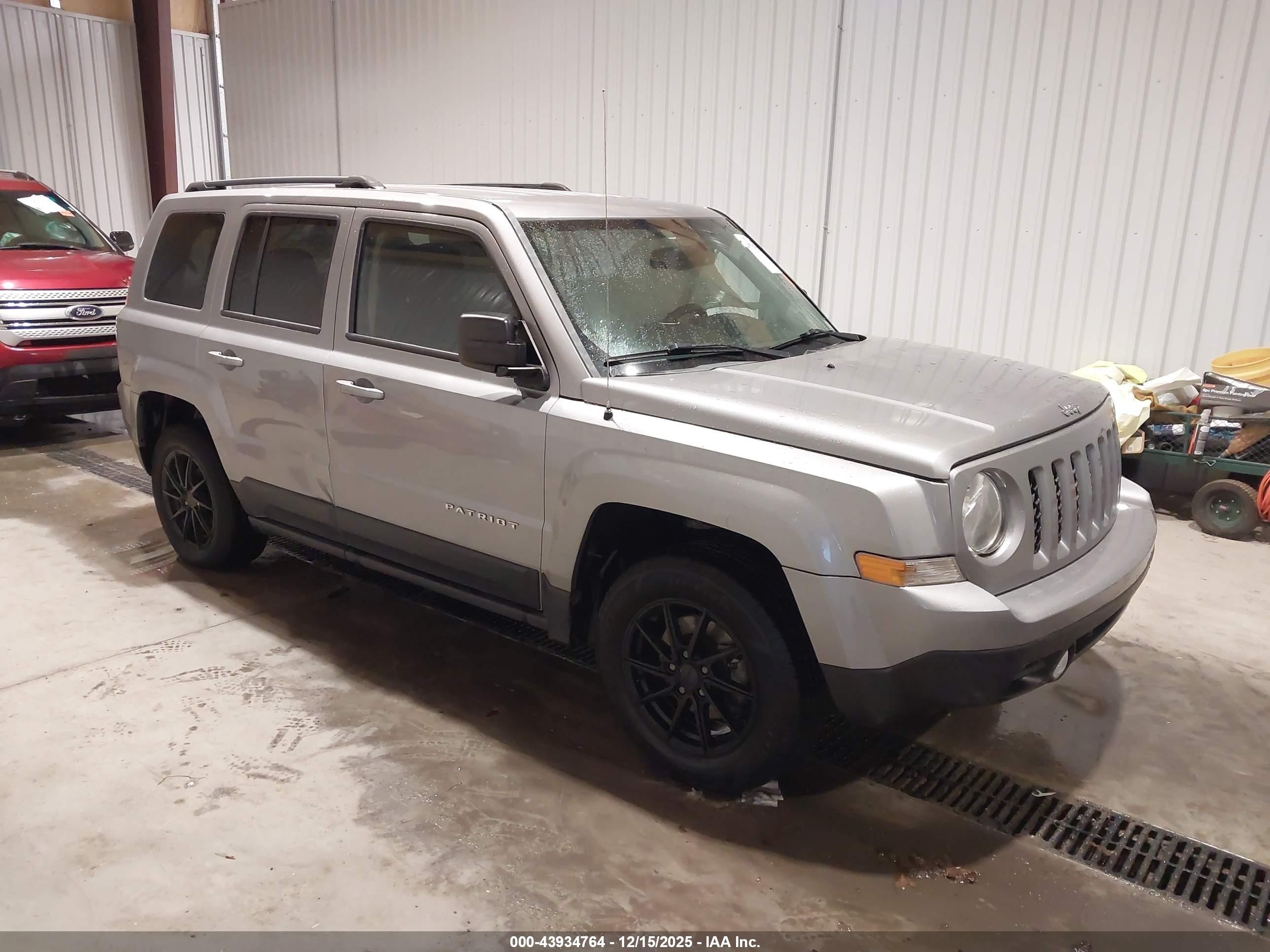 2016 Jeep Patriot Sport, VIN 1C4NJPBBXGD603566 — Side