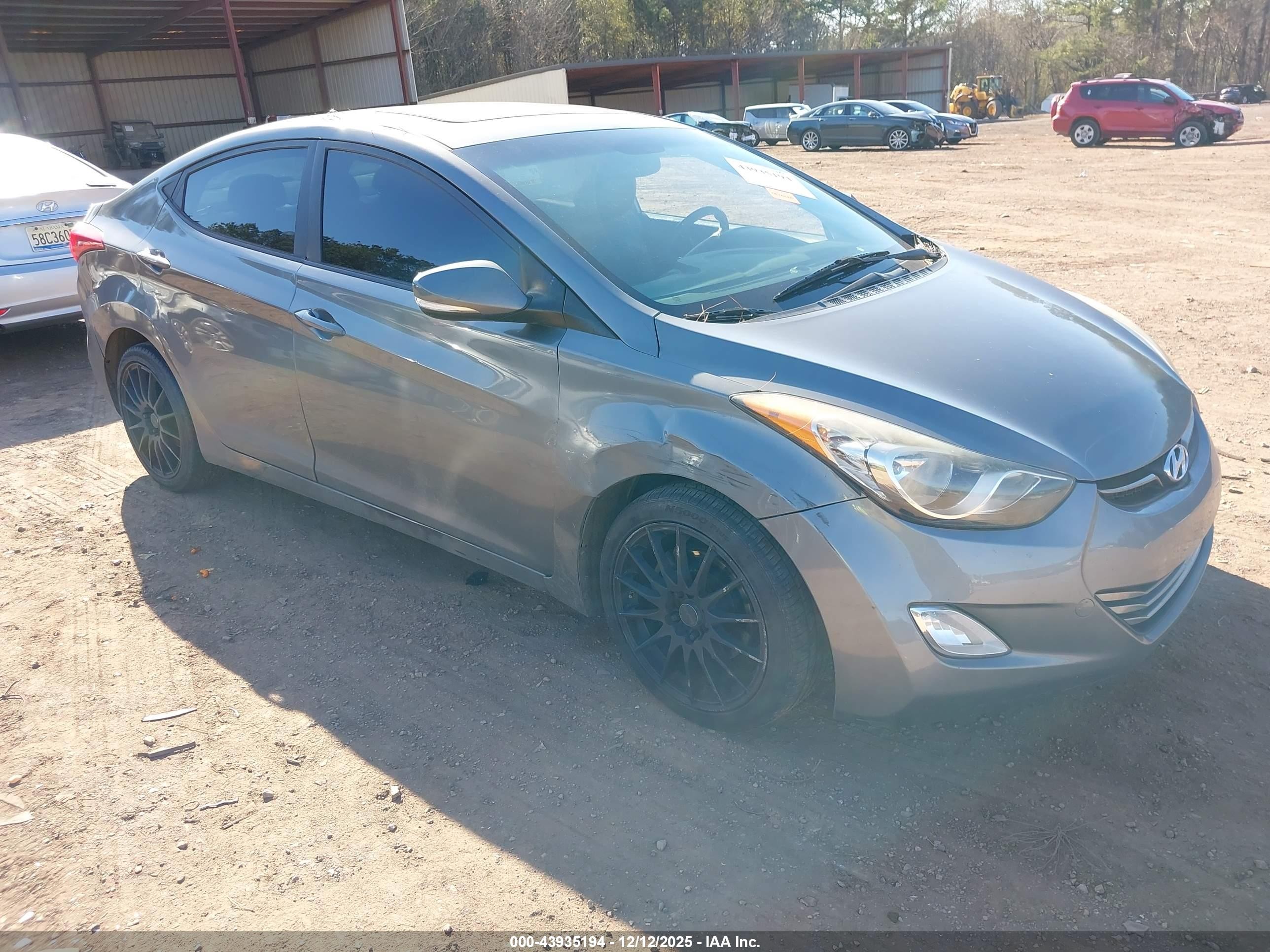 2012 Hyundai Elantra GLS, VIN 5NPDH4AE6CH084991 — Front end
