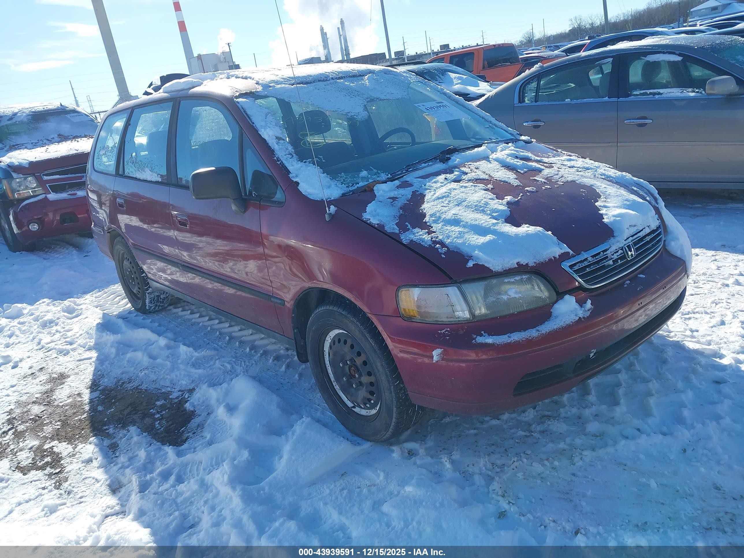 1995 Honda Odyssey LX, VIN JHMRA186XSC028701 — Side