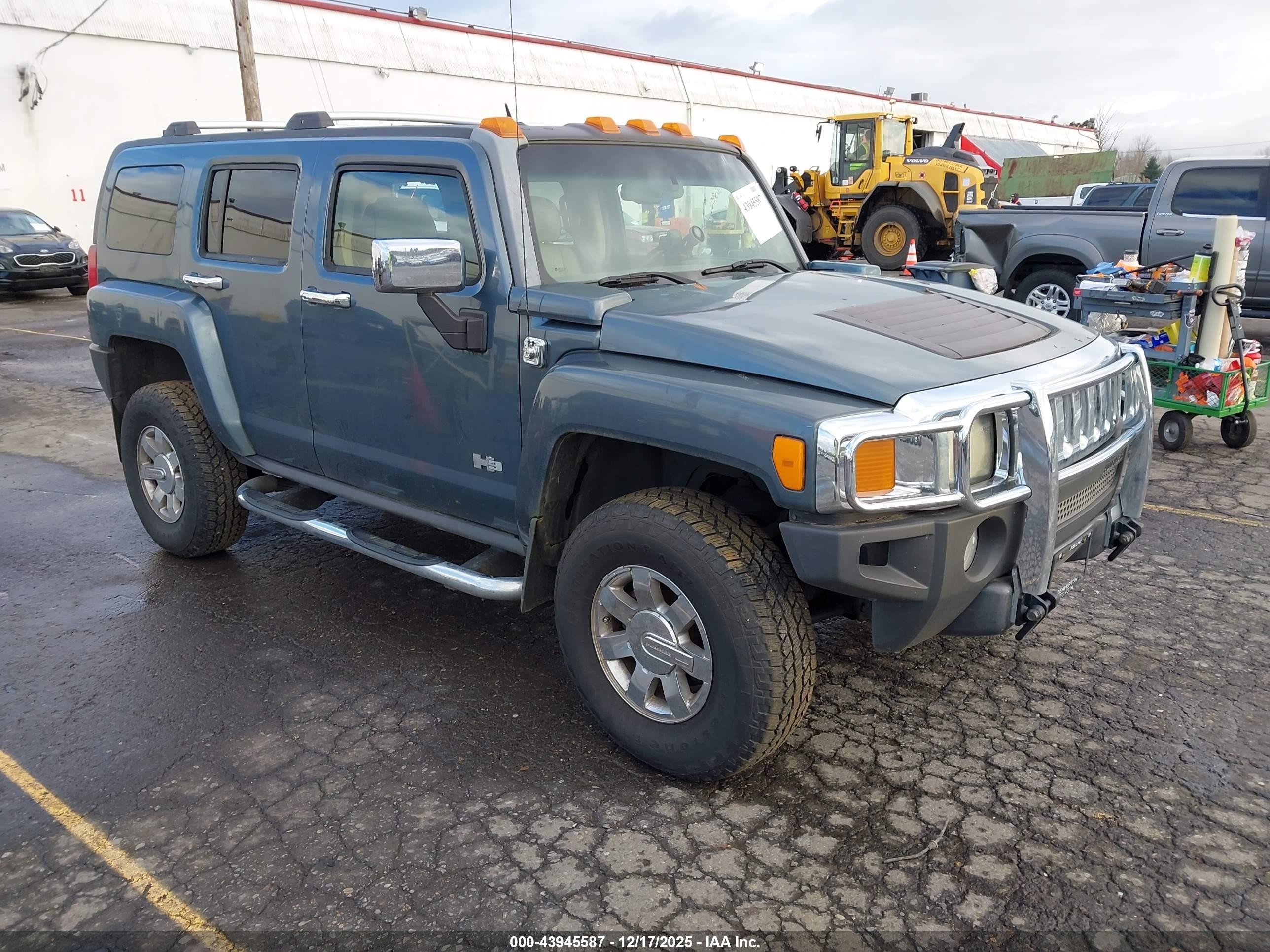 2006 Hummer H3, VIN 5GTDN136068130419 — Biohazard / chemical