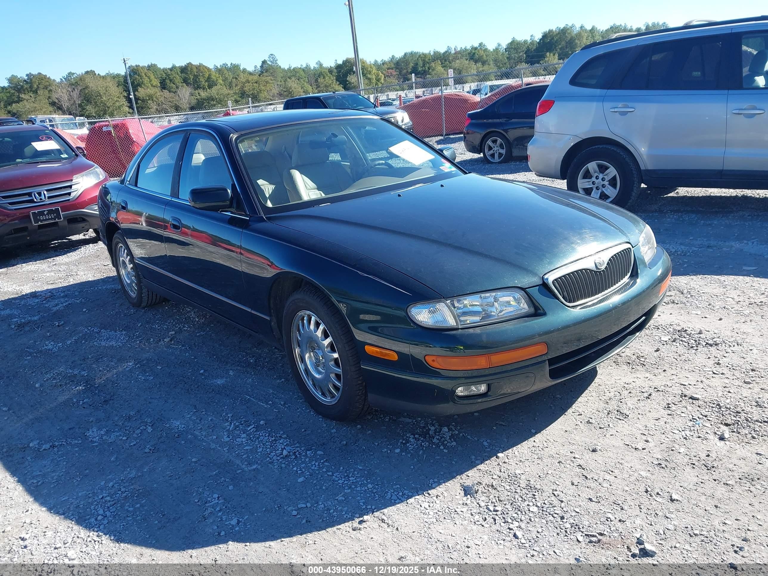 1998 Mazda Millenia S, VIN JM1TA222XW1405970 — Front end
