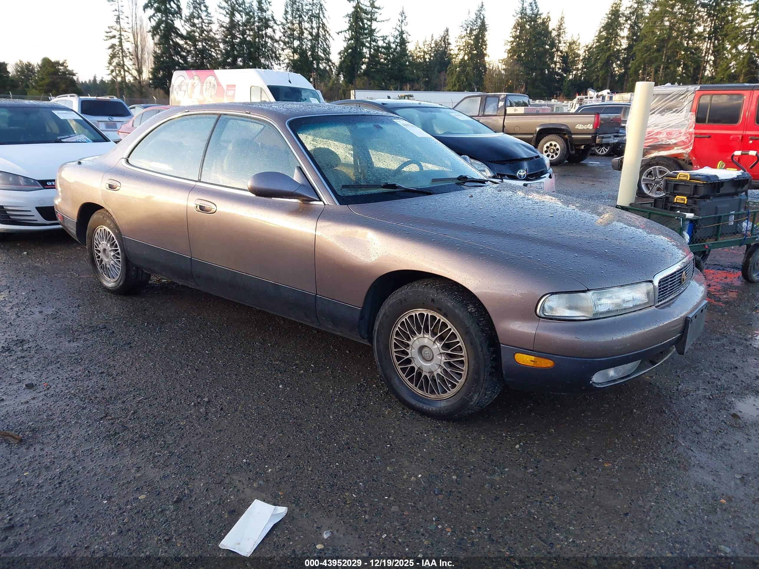 1992 Mazda 929, VIN JM1HD461XN0105912 — Front end