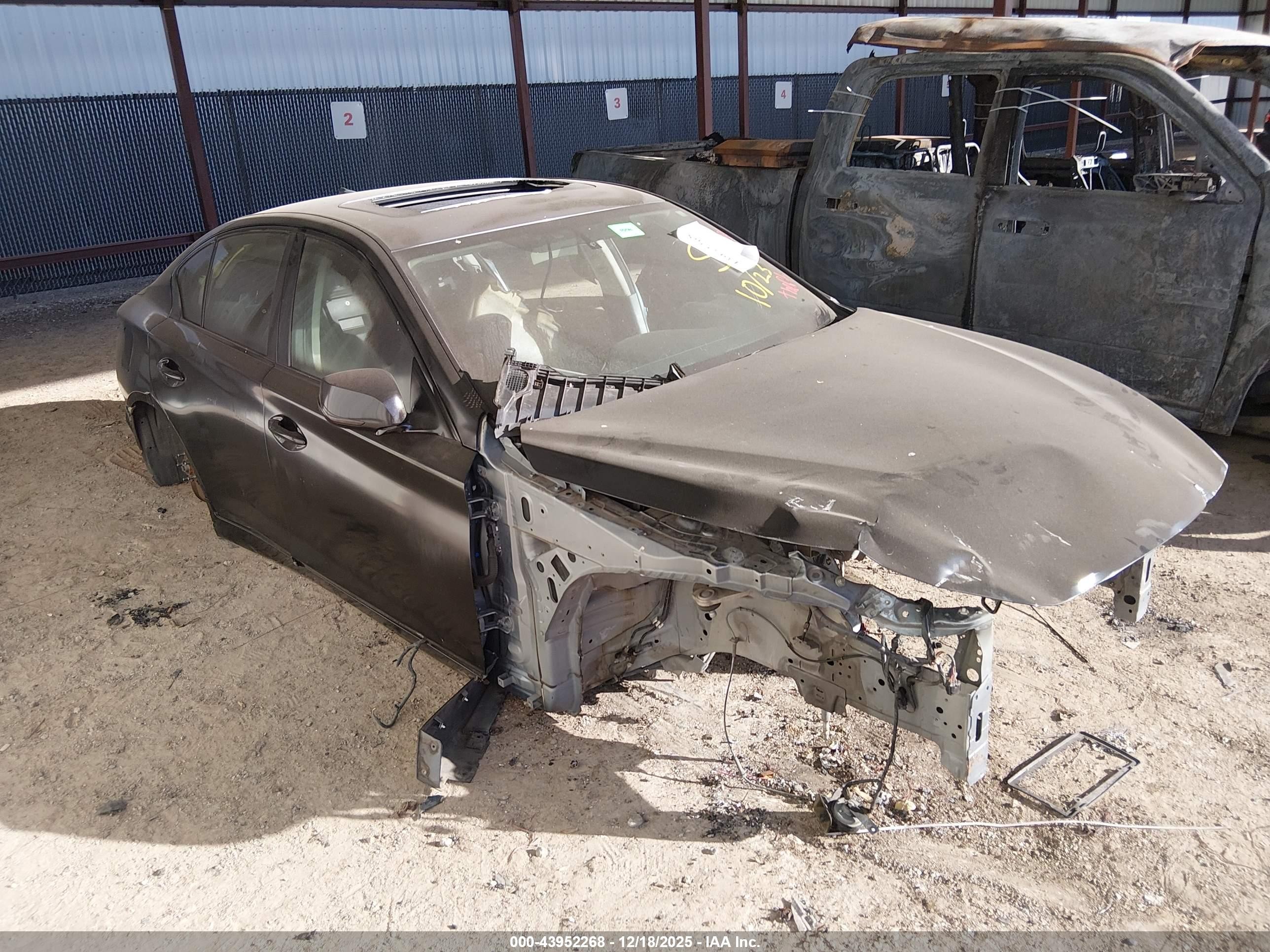 2015 Infiniti Q50 Premium, VIN JN1BV7AP7FM345643 — Stripped