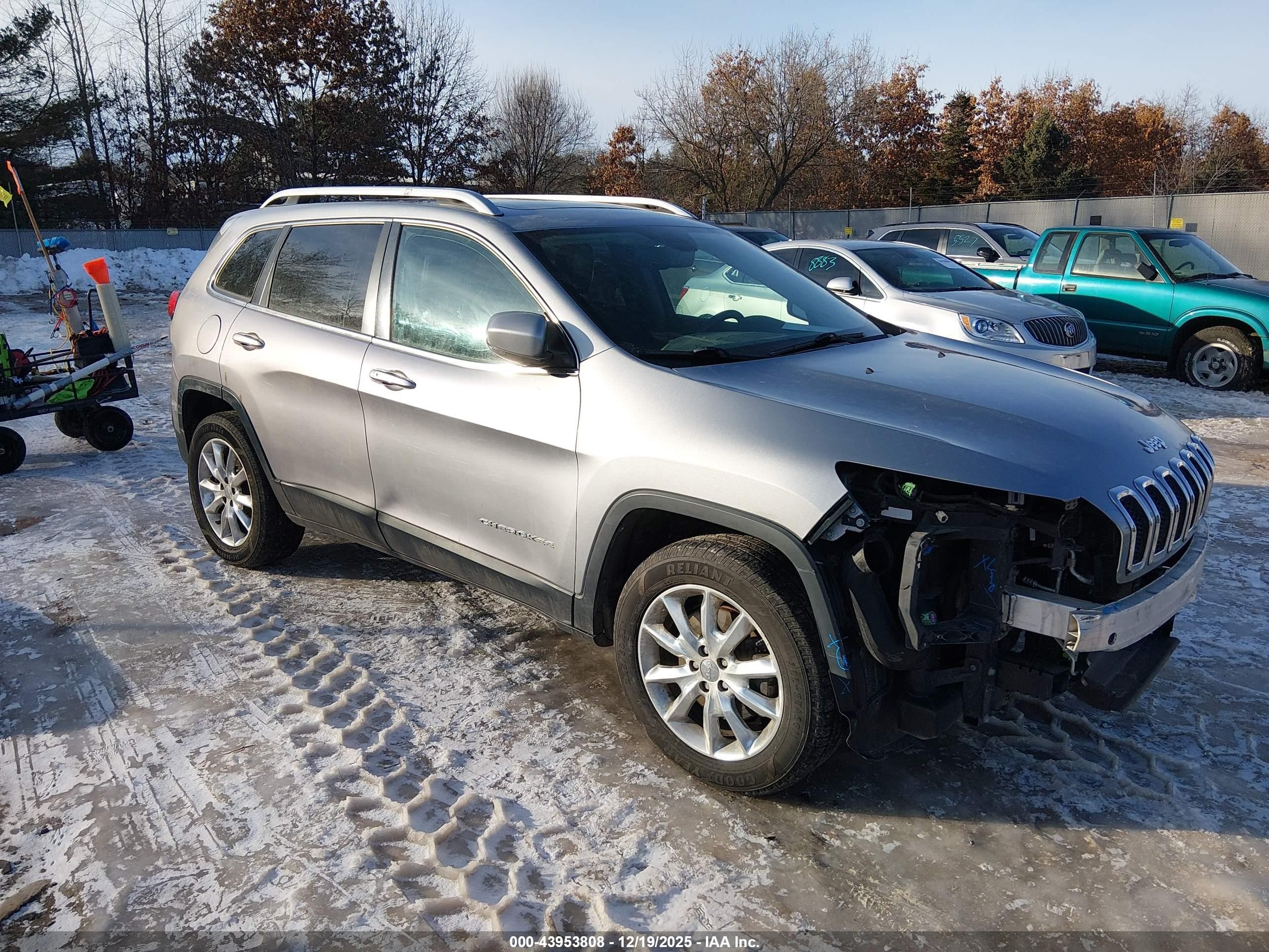 2014 Jeep Cherokee Limited, VIN 1C4PJMDS8EW167886 — Перед
