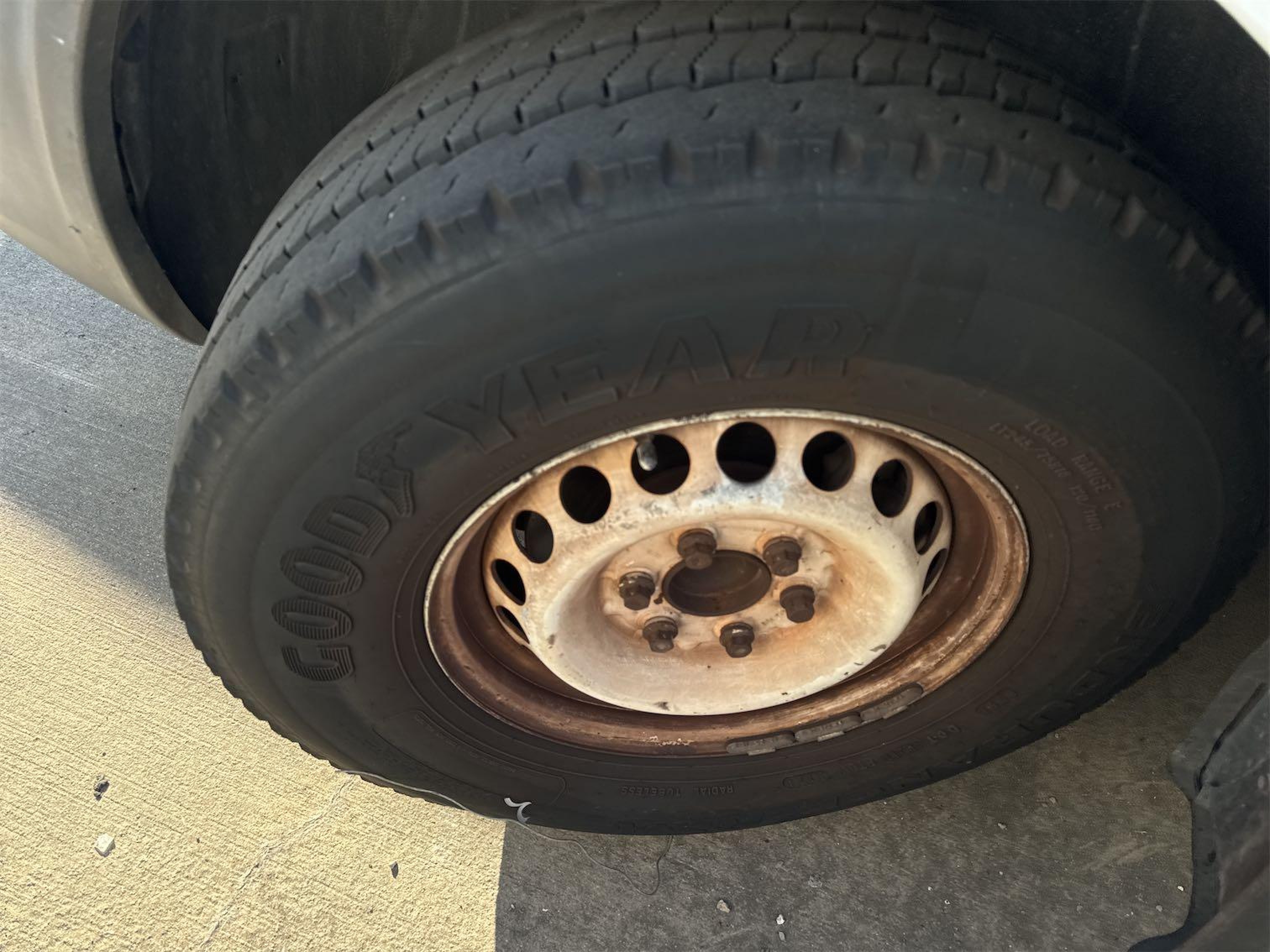 2014 Mercedes-Benz Sprinter, VIN WD3PE8DE1E5826879 — Normal wear
