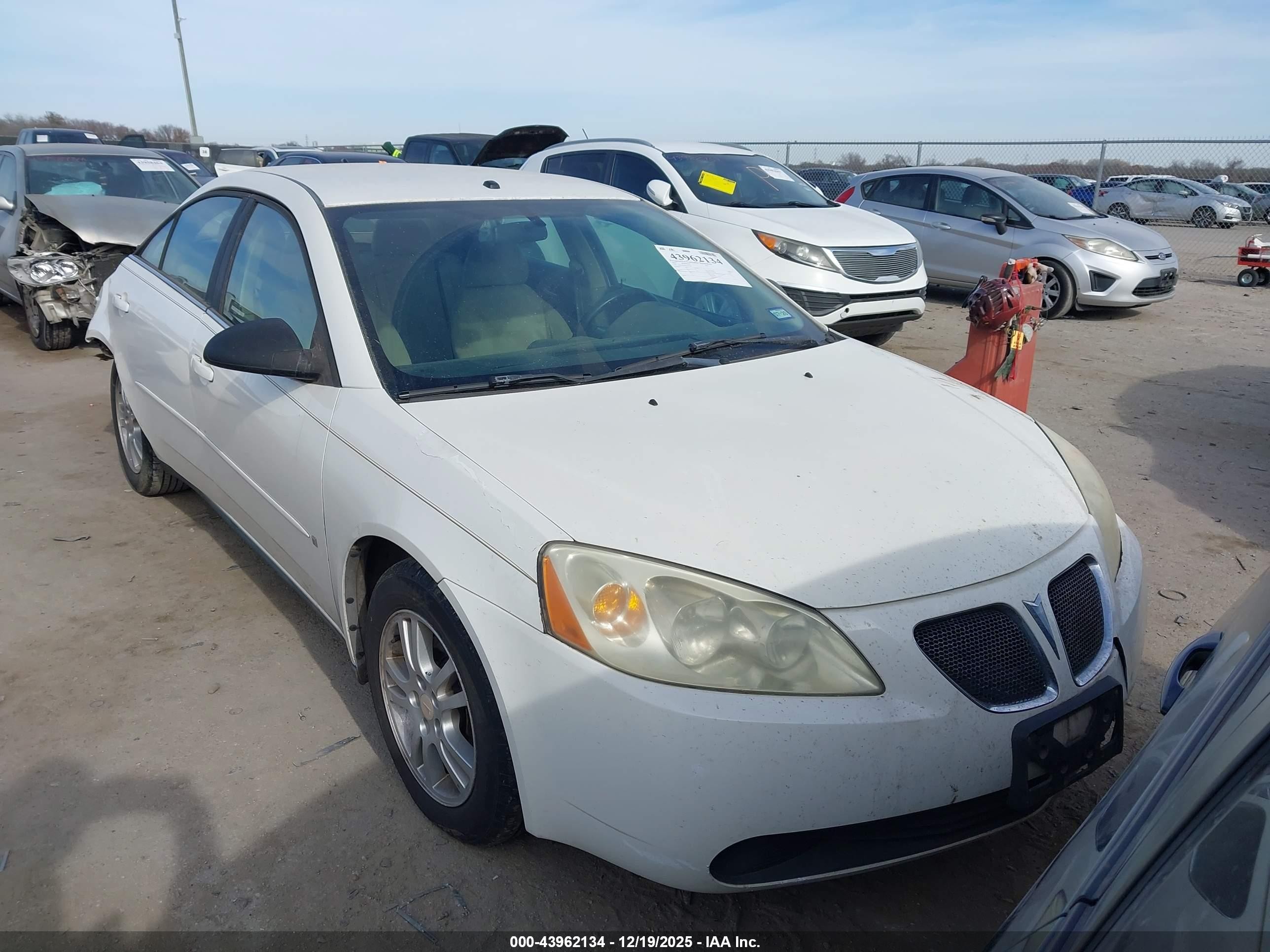 2006 Pontiac G6 6-Cyl, VIN 1G2ZG558964197545 — Rear end