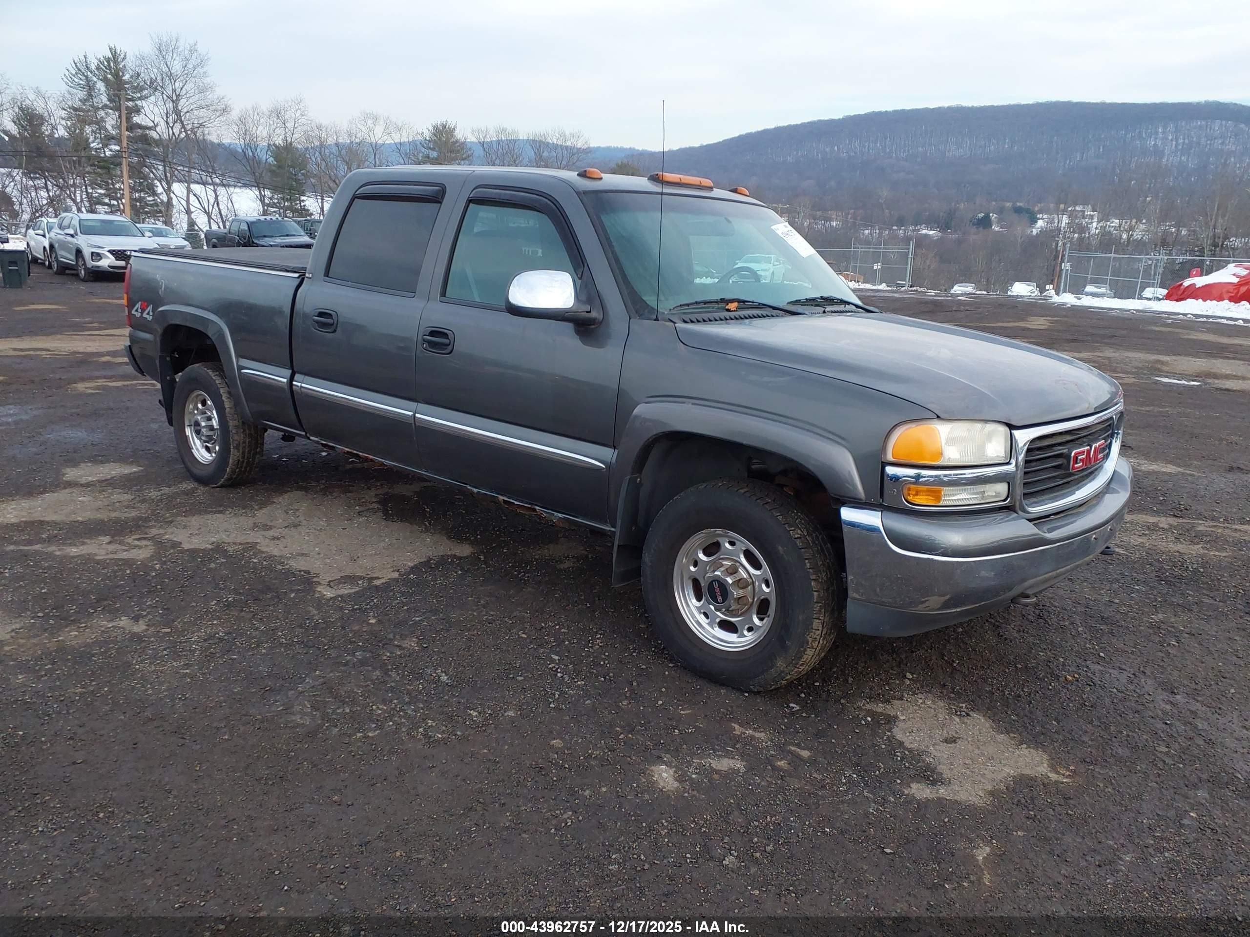 2001 GMC Sierra 1500HD SLE, VIN 1GTGK13UX1F180289 — Mechanical