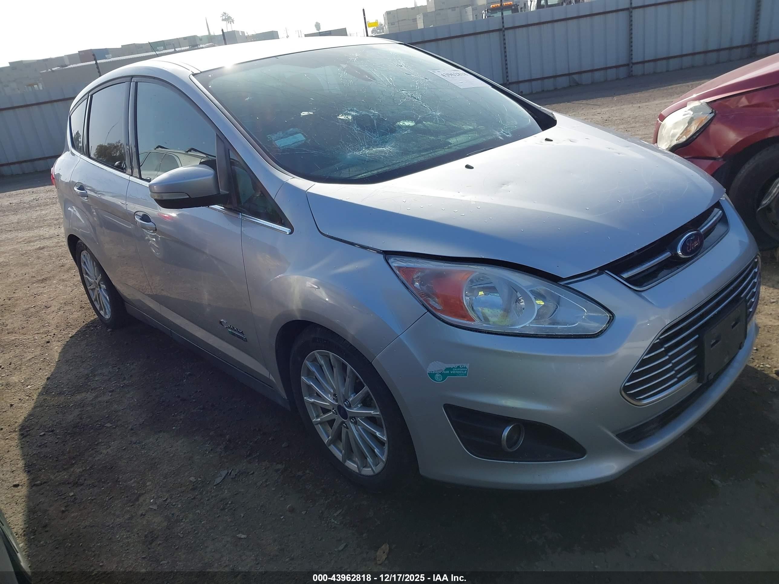 2016 Ford C-Max SEL, VIN 1FADP5CU2GL106022 — Vandalism