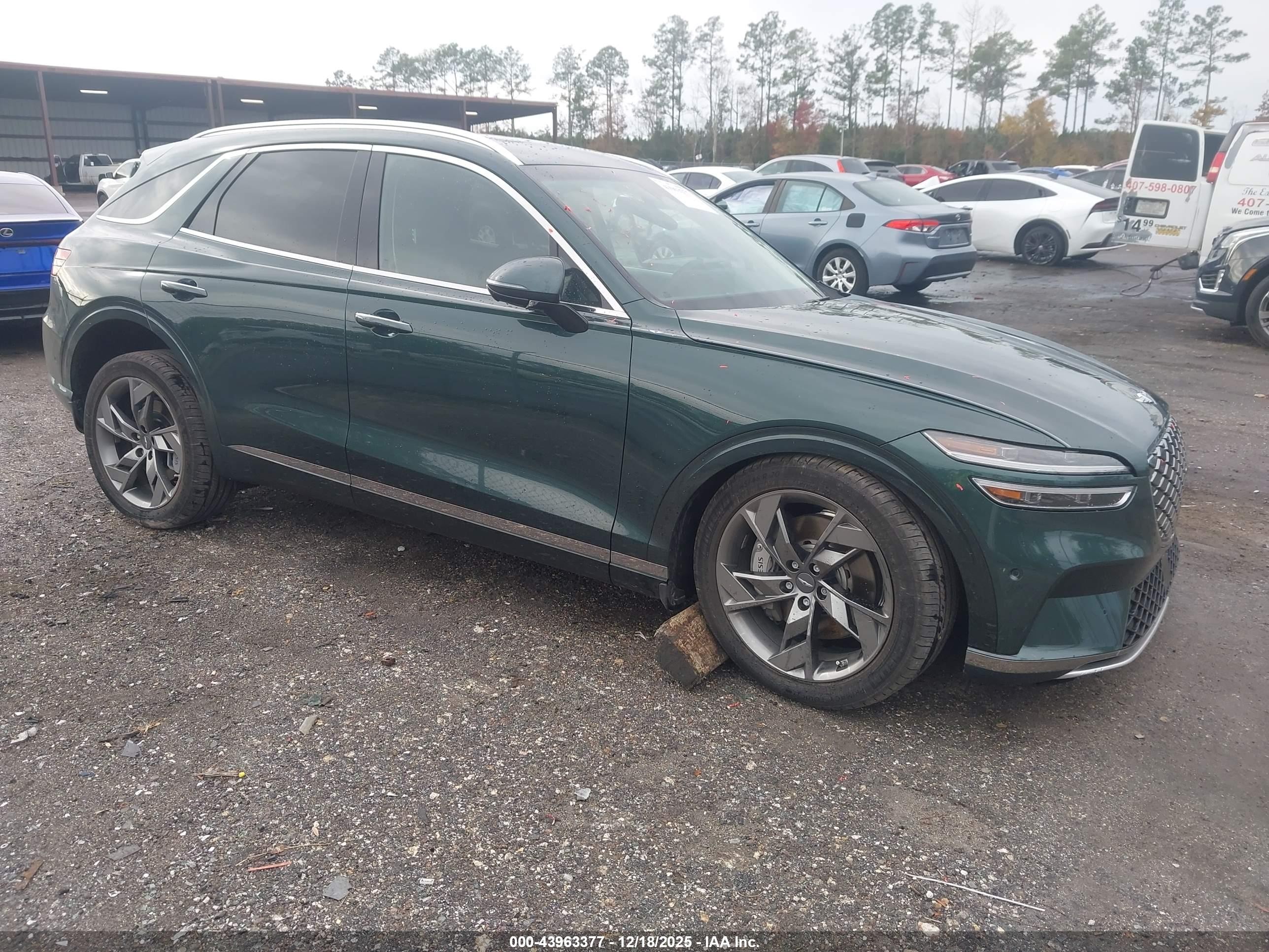 2024 Genesis GV70 Advanced, VIN 5NMMCET17RH003565 — Front end