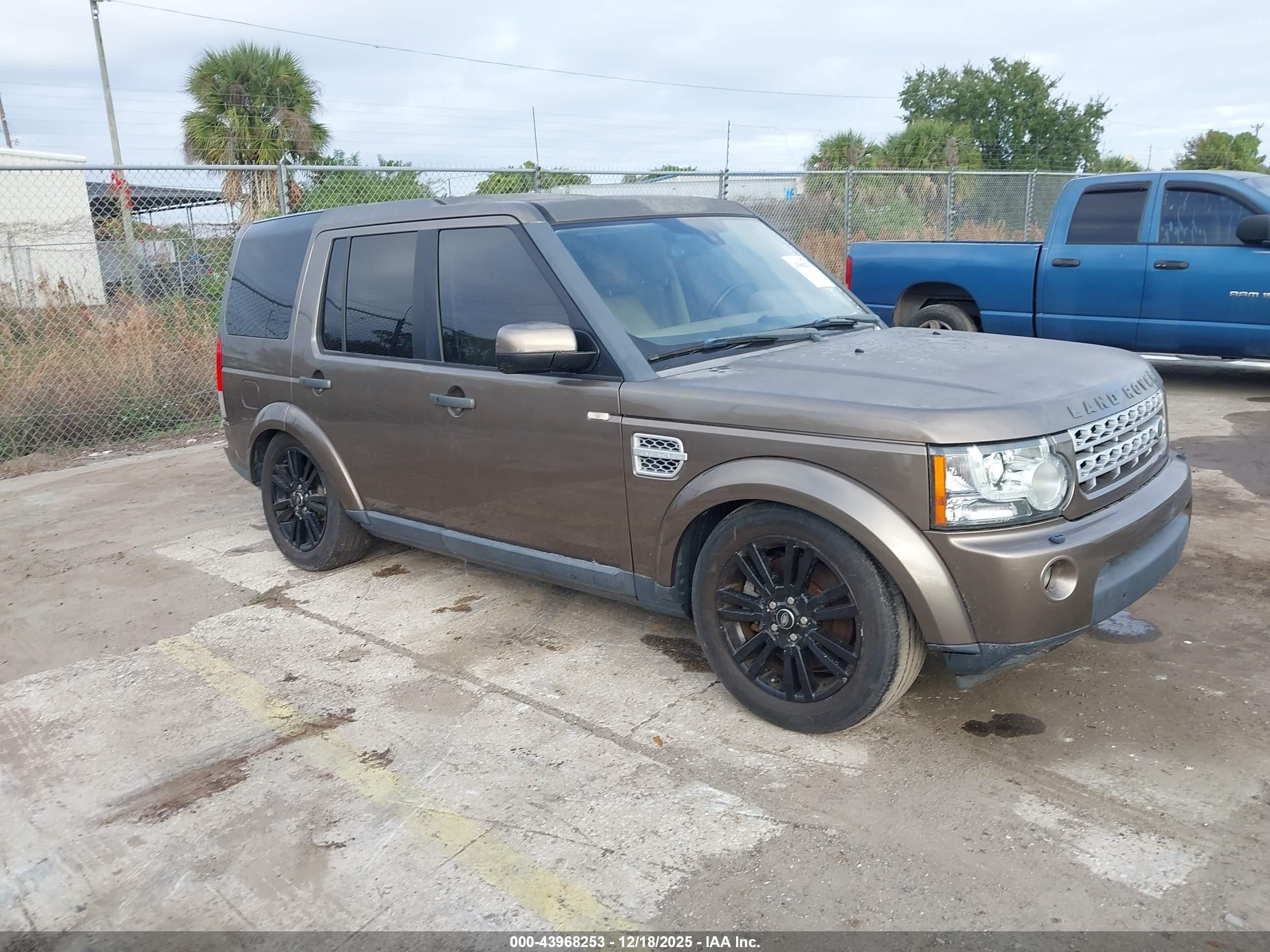 2012 Land Rover LR4 HSE, VIN SALAG2D42CA629310 — Electrical