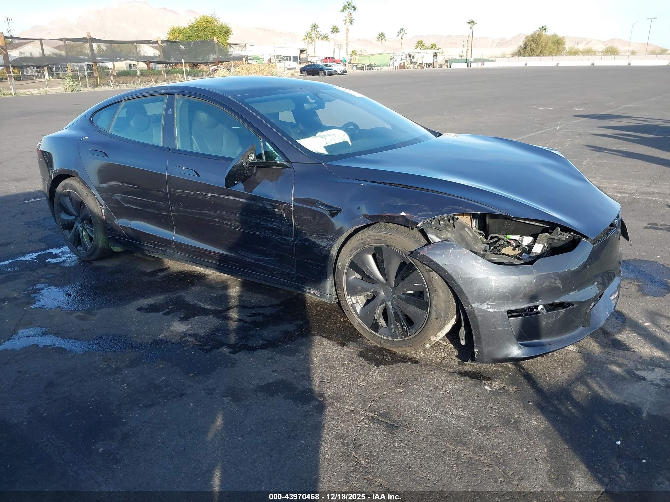 2025 Tesla Model S, VIN 5YJSA1E58SF549000 — Front end