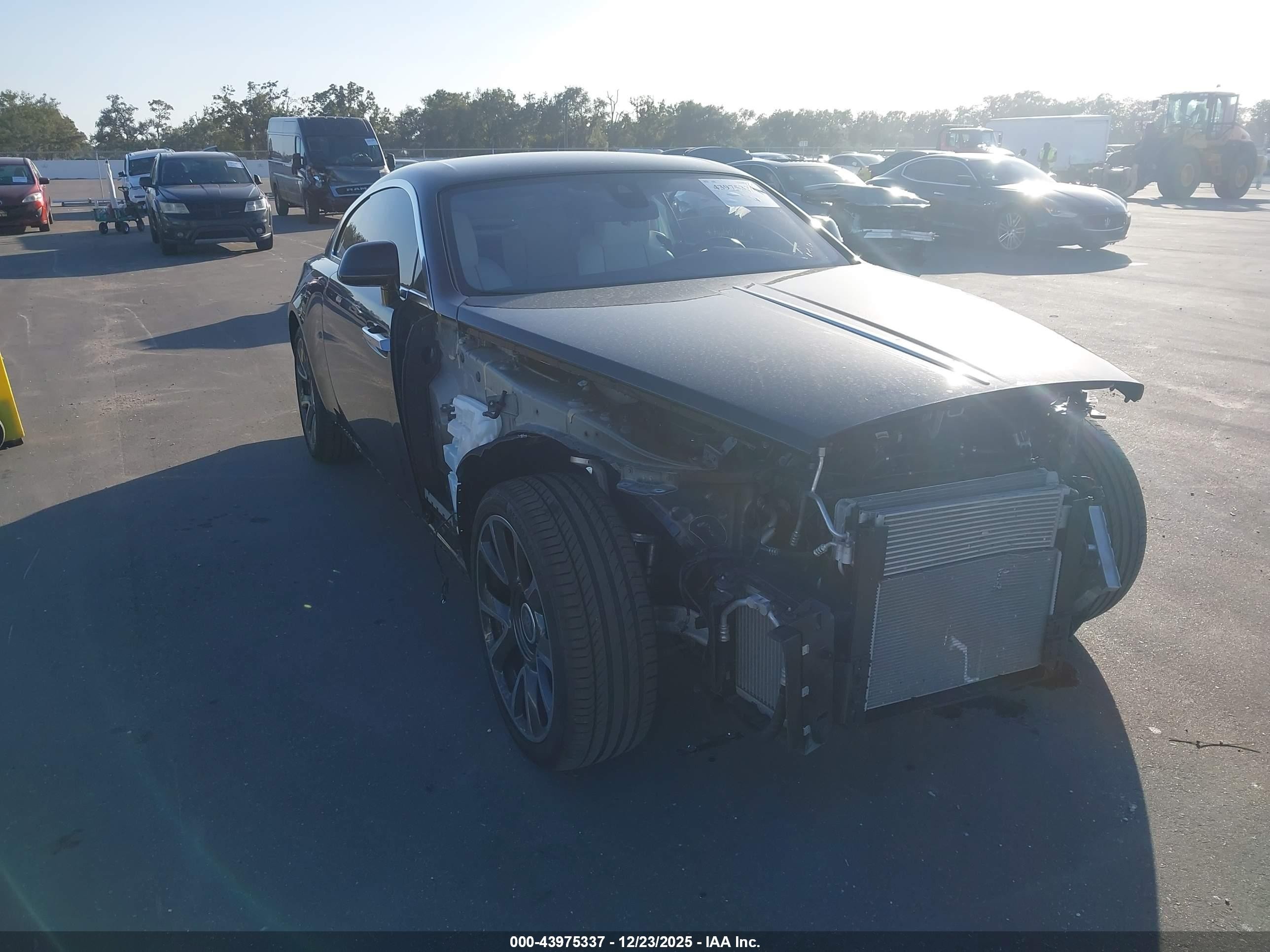 2018 Rolls-Royce Wraith, VIN SCA665C57JUX87057 — Front end