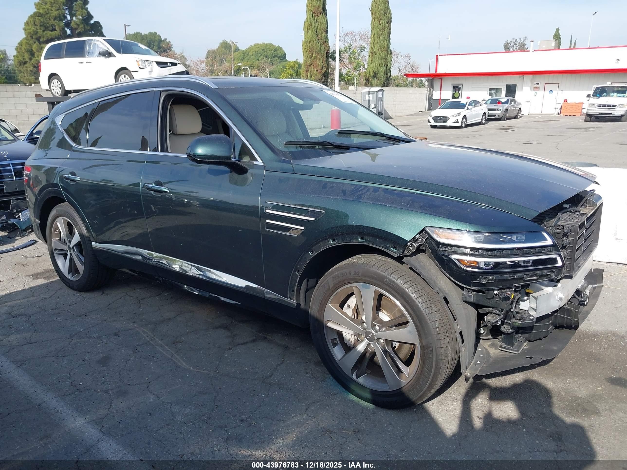 2023 Genesis GV80, VIN KMUHBDSB1PU107433 — Front end