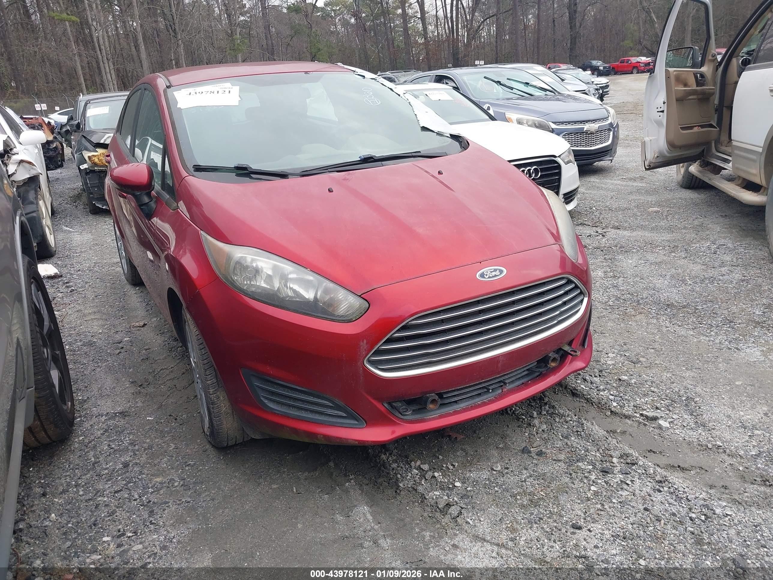 2016 Ford Fiesta SE, VIN 3FADP4EJ3GM120779 — Side