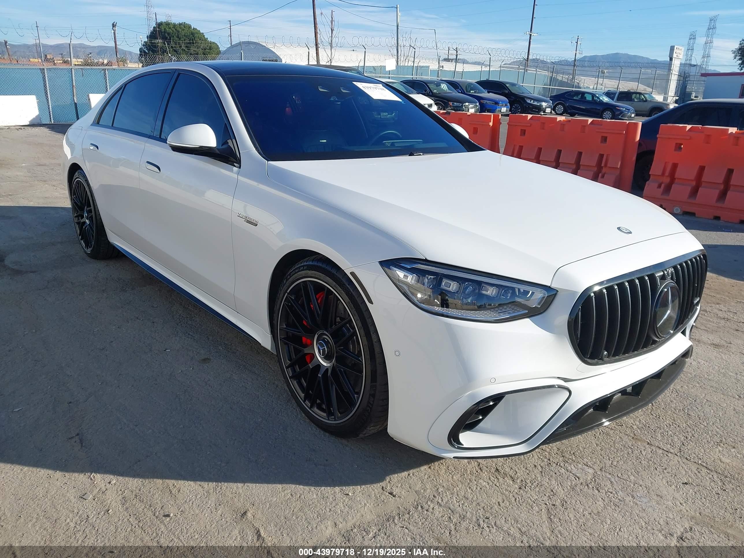 2025 Mercedes-Benz S 63 S AMG E Performance, VIN W1K6G8CB2SA322868 — Auction photo