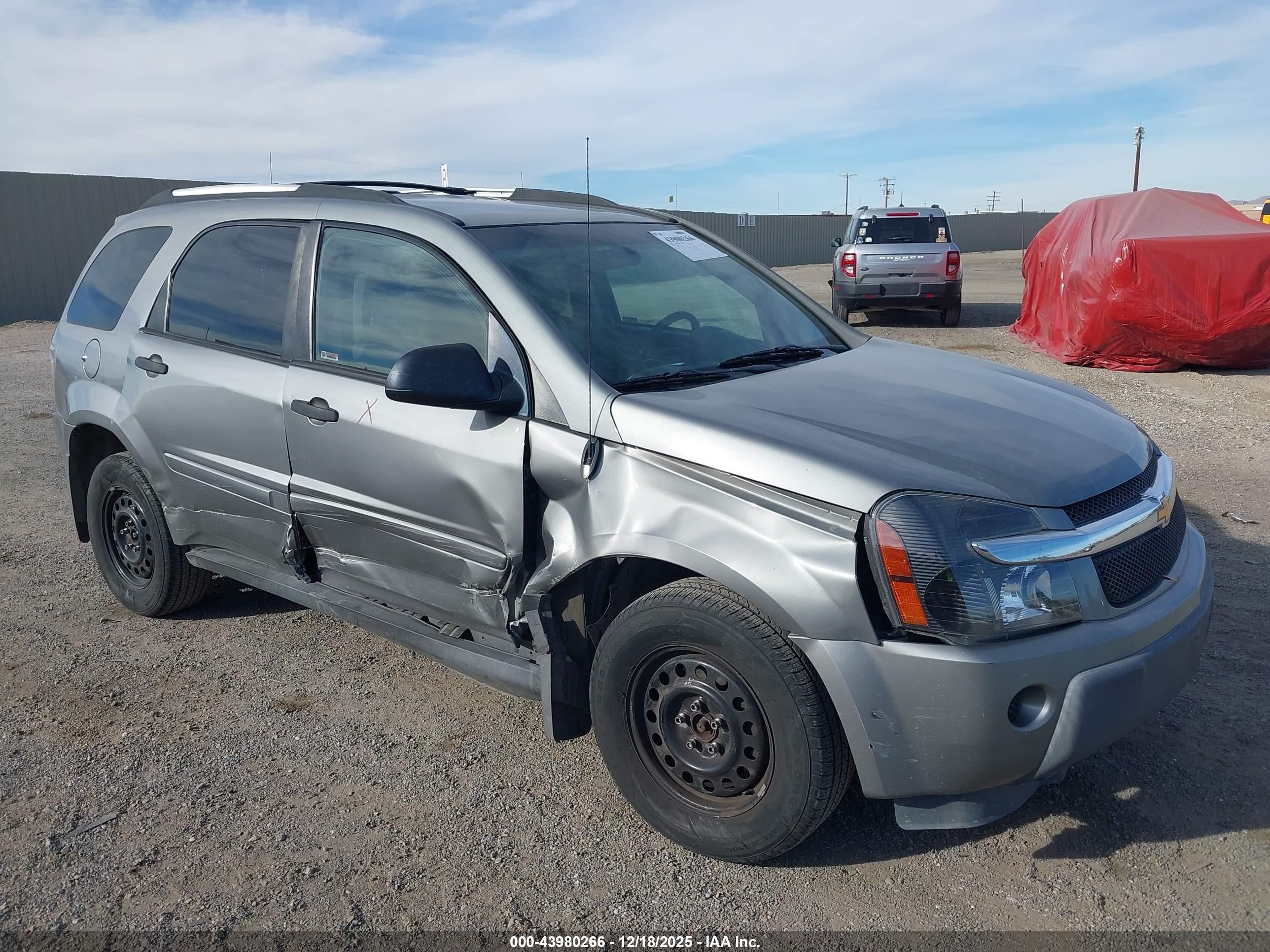 2006 Chevrolet Equinox LS, VIN 2CNDL13F266190135 — Side