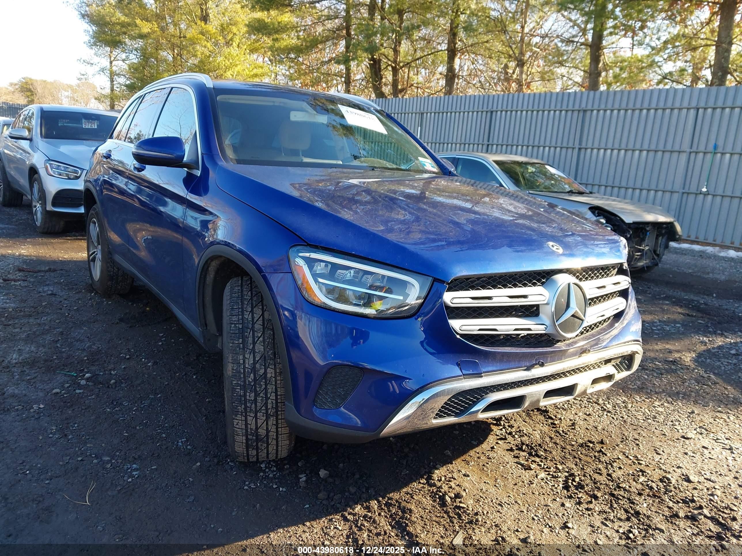 2020 Mercedes-Benz GLC 300, VIN WDC0G8EB2LF706130 — Front end