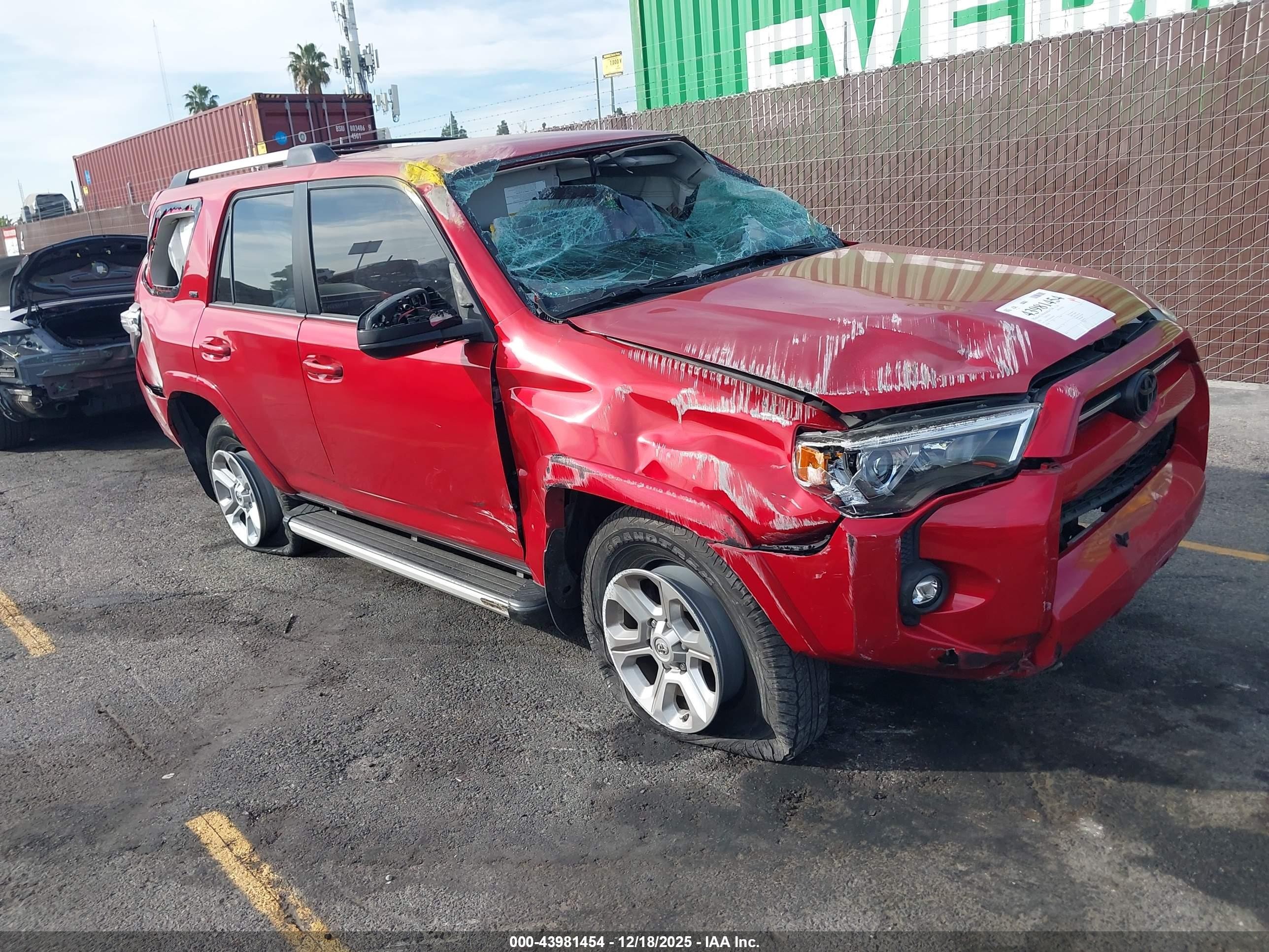 2021 Toyota 4Runner SR5, VIN JTEMU5JR5M5845091 — All over