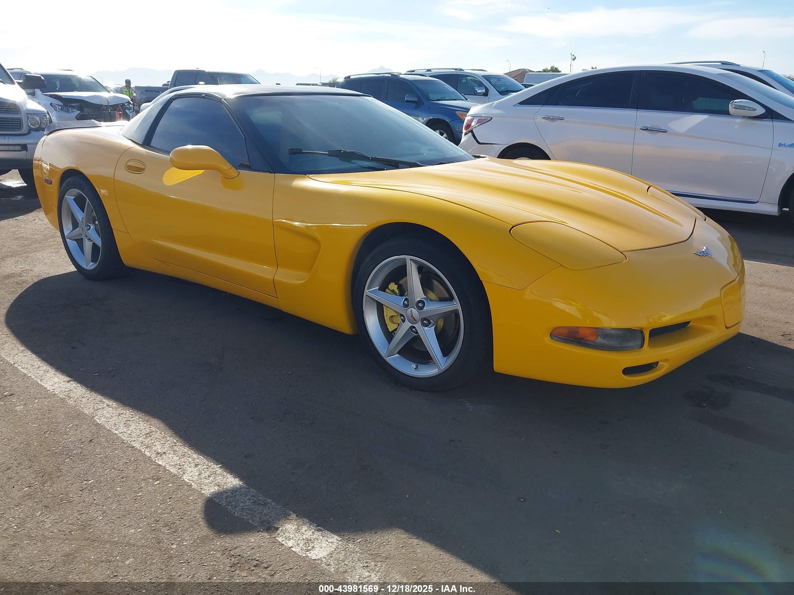 2000 Chevrolet Corvette, VIN 1G1YY22G8Y5112070 — Rear end