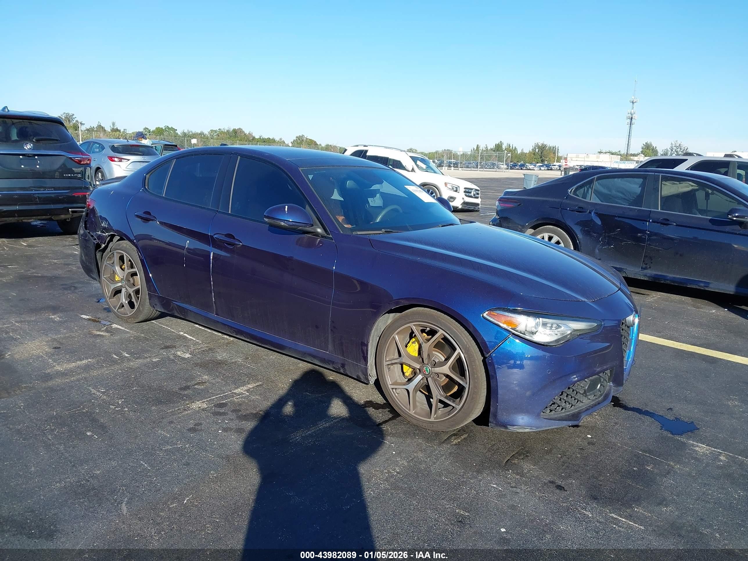 2019 Alfa Romeo Giulia, VIN ZARFAMAN4K7621489 — После угона