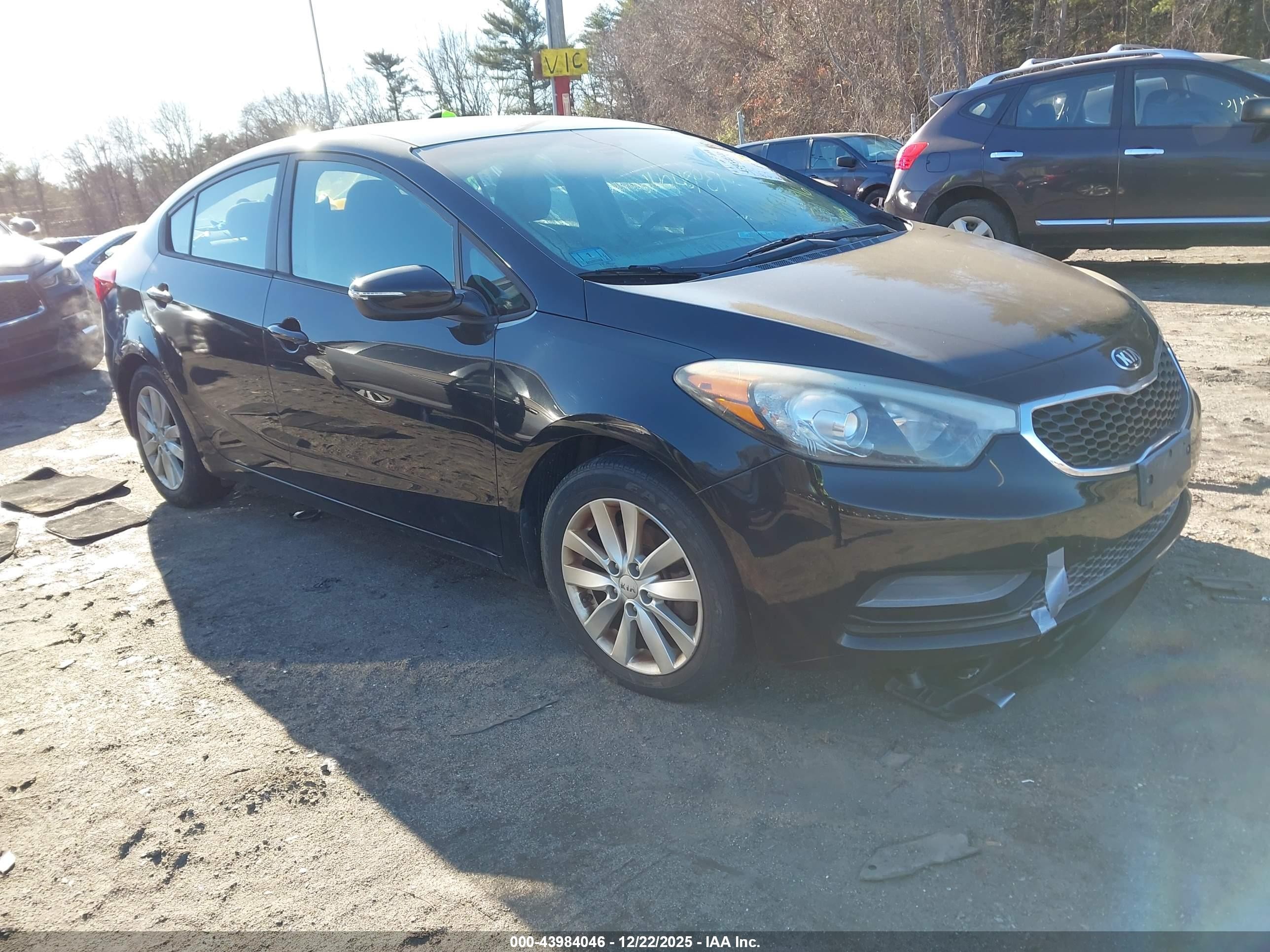 2015 Kia Forte LX, VIN KNAFX4A67F5272960 — Stripped