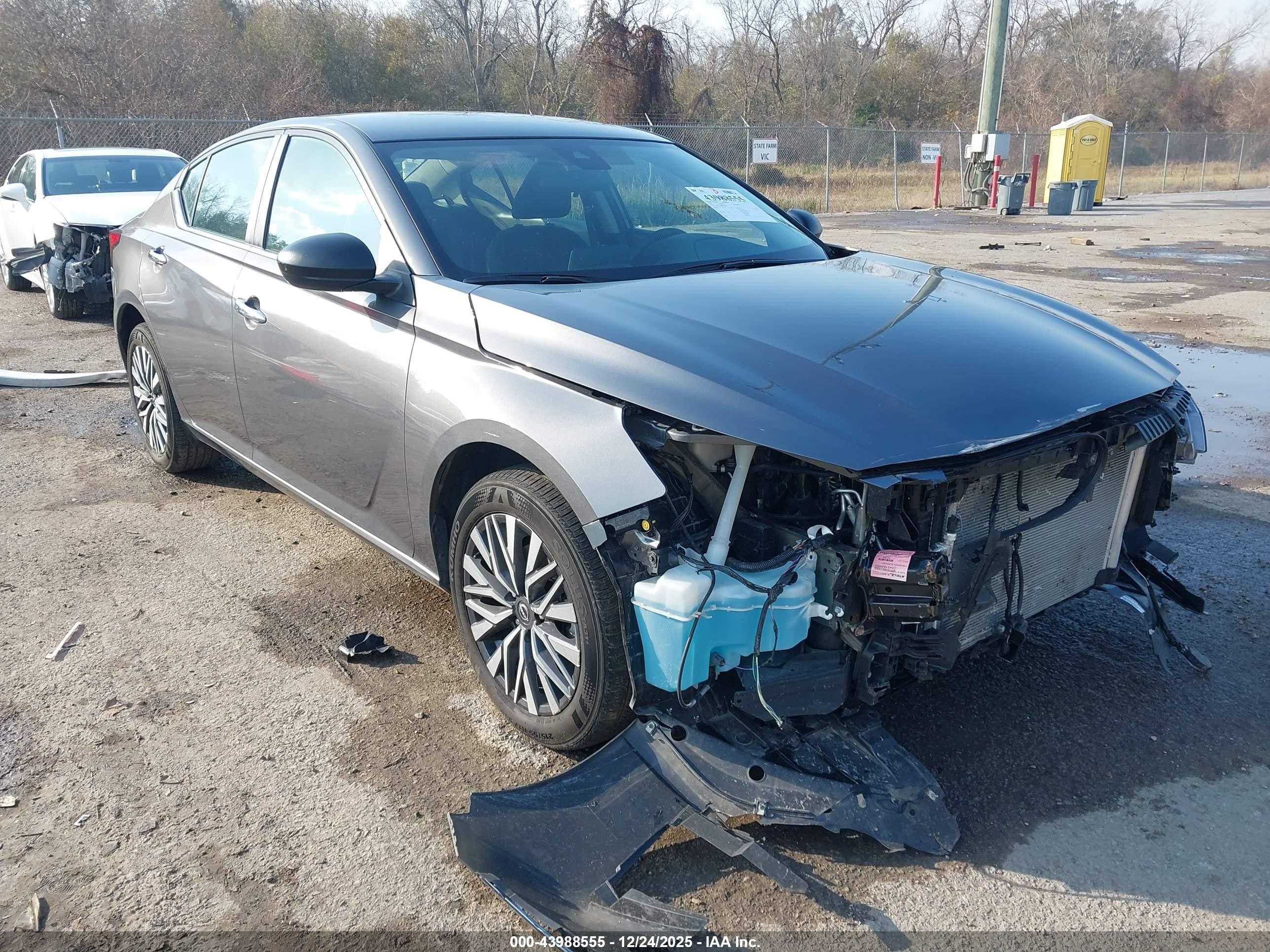 2025 Nissan Altima SV, VIN 1N4BL4DW9SN322024 — Перед